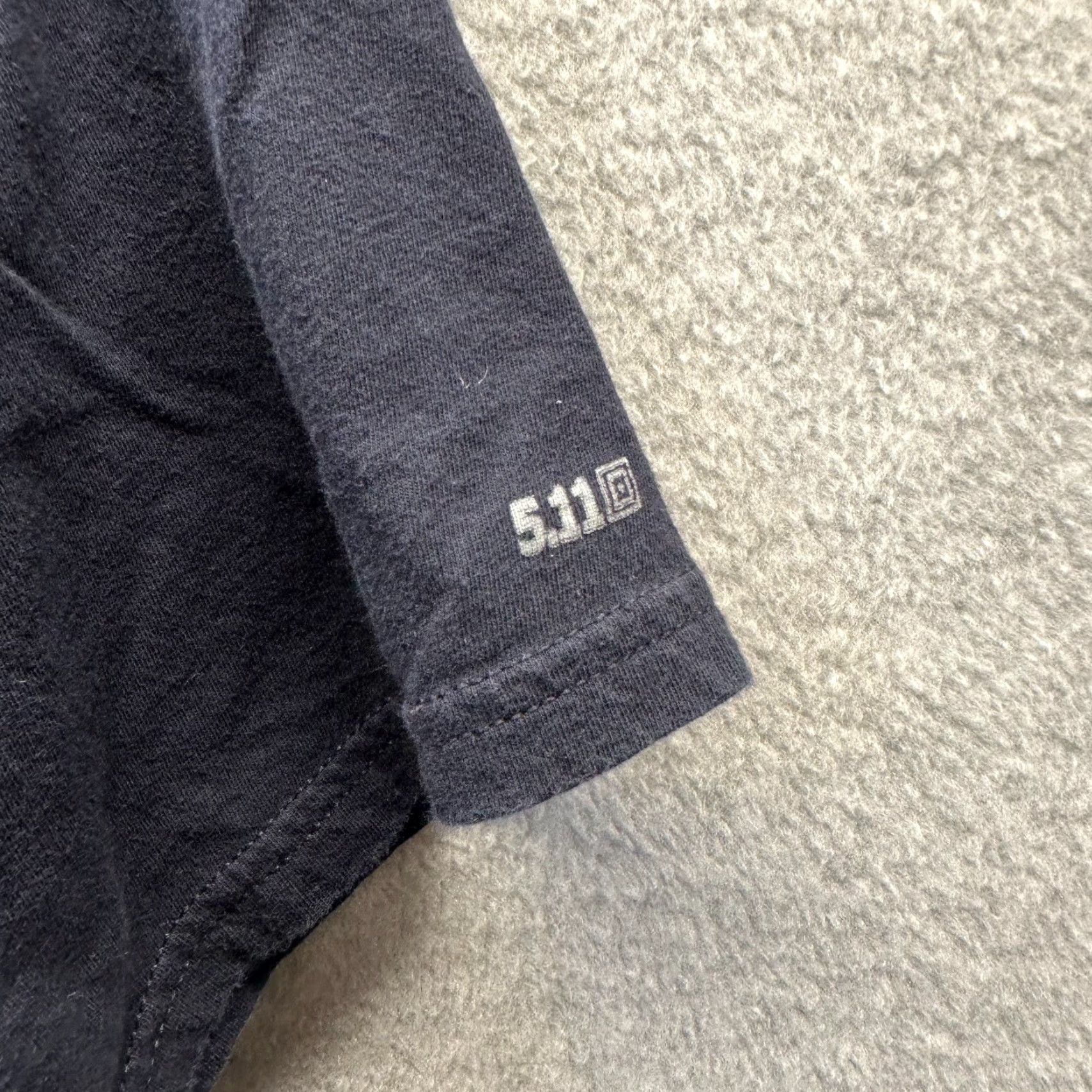 Vintage 5.11 Tactical Shirt XL Blue Cotton Short Sleeve Crew Neck Pullover Mens T-Shirt Basic Athletic USA 5.11 Size US XL / EU 56 / 4 - 3 Thumbnail