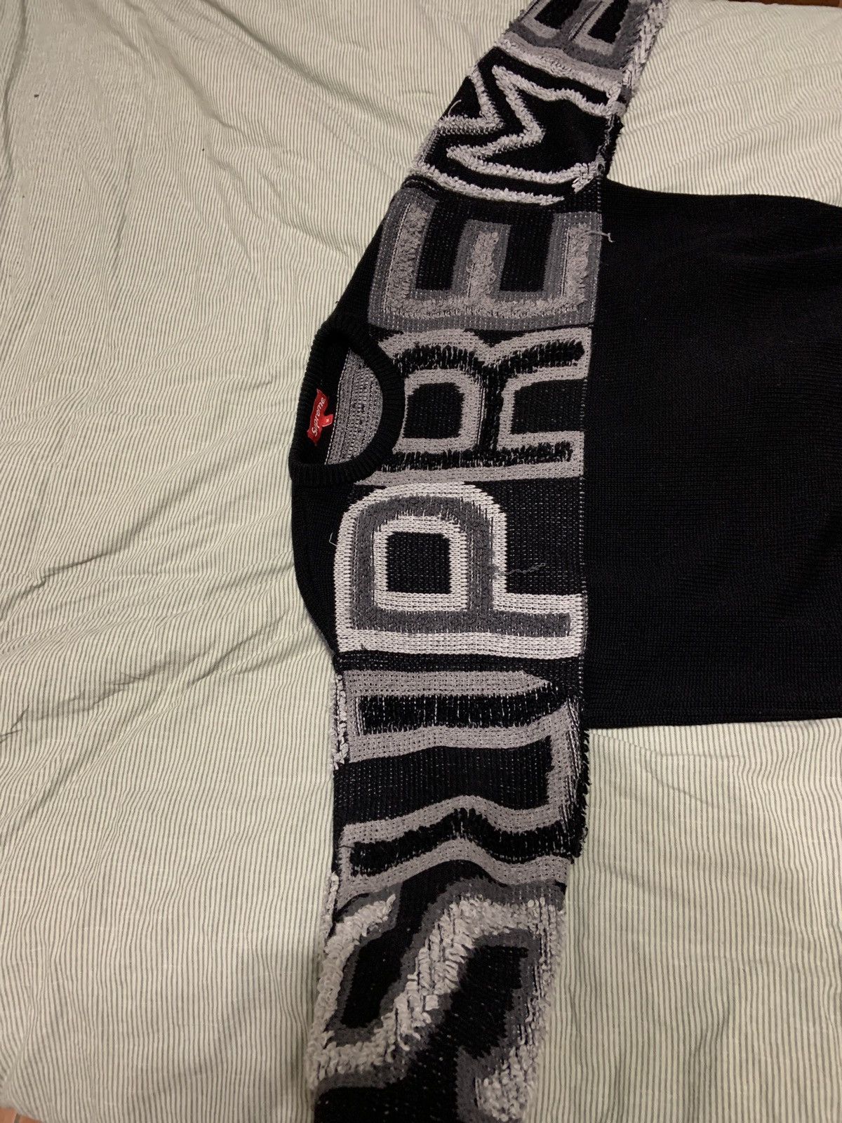 Supreme Embroided Supreme Logo Size US M / EU 48-50 / 2 - 1 Thumbnail