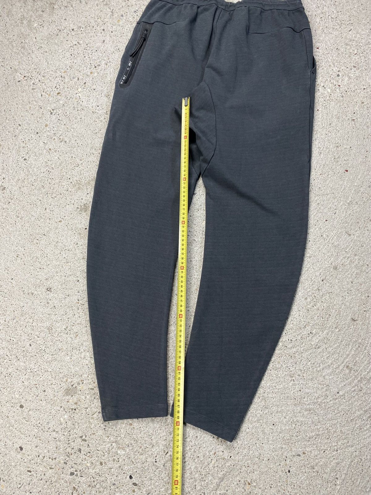 Nike Nike tech fleece fc barcelona gret swetapants football Size US 34 / EU 50 - 16 Thumbnail