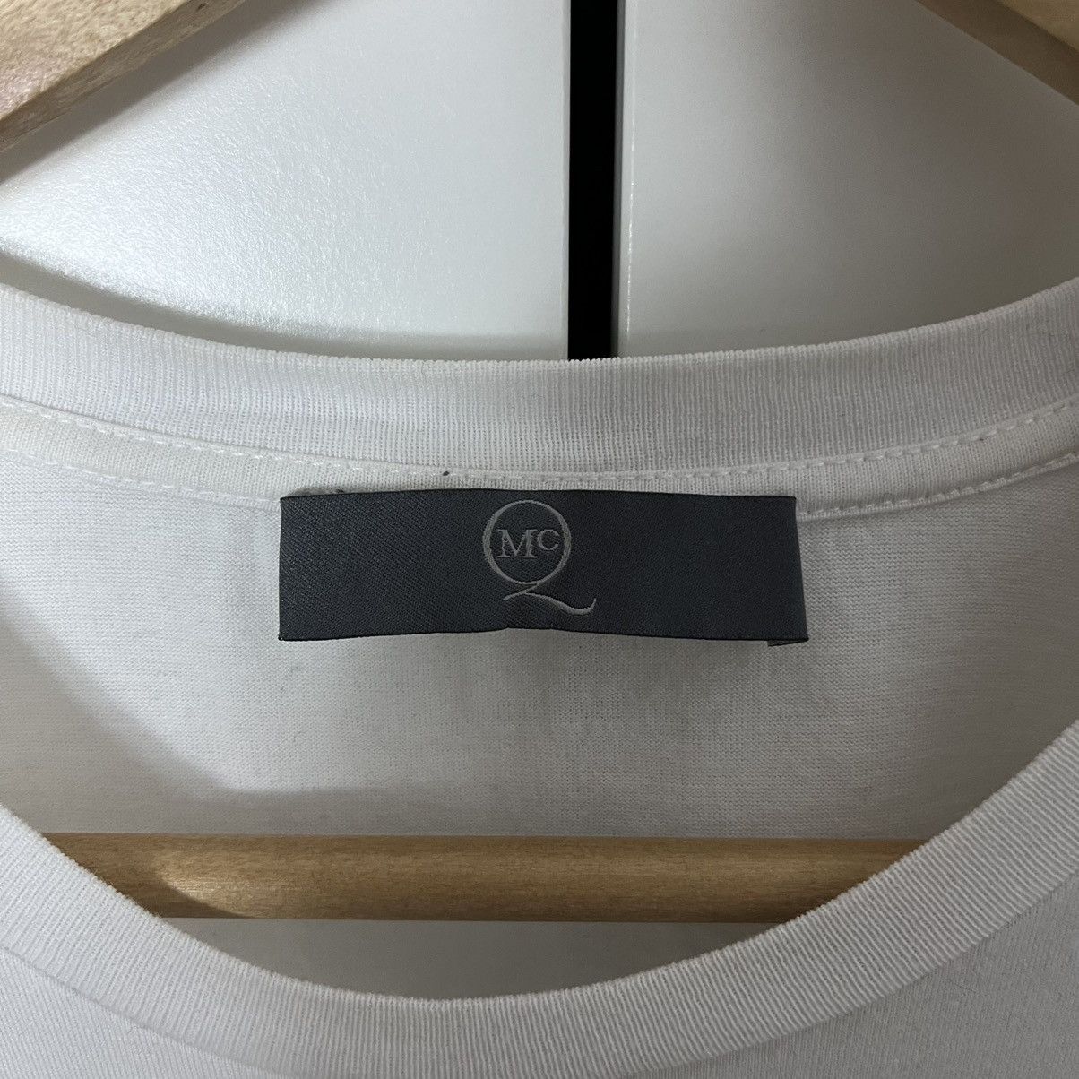 Alexander McQueen Alexander McQueen MCQ Big Central Skull Logo White Tee Size US M / EU 48-50 / 2 - 6 Thumbnail