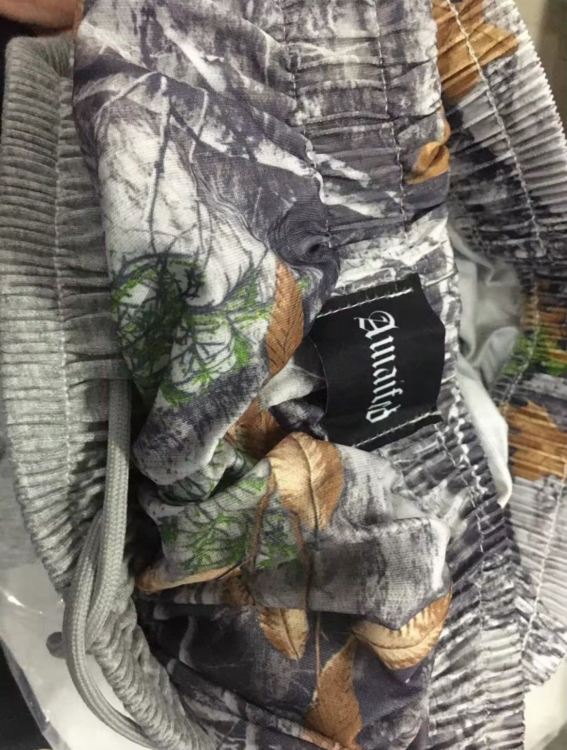 Japanese Brand Double Waist Camouflage Boxer Baggy Sweatpants Size US 31 - 11 Thumbnail