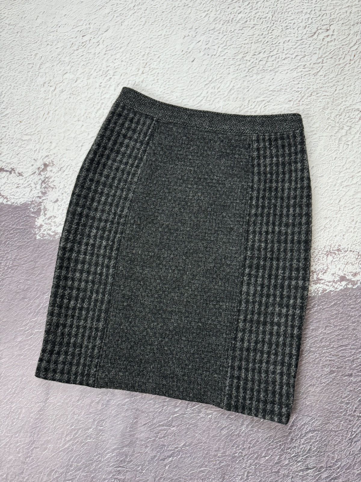 Etro Etro Milano grey wool checkered midi skirt made in Italy Size 28" / US 6 / IT 42 - 8 Thumbnail
