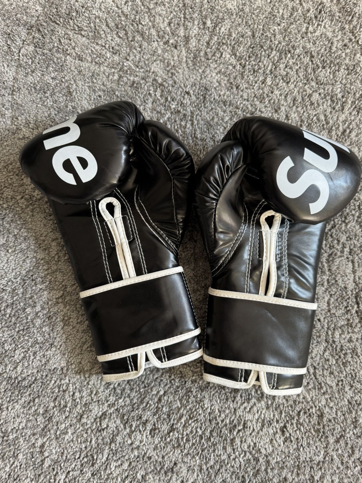 Supreme Supreme x everlast boxing gloves Size ONE SIZE - 3 Thumbnail
