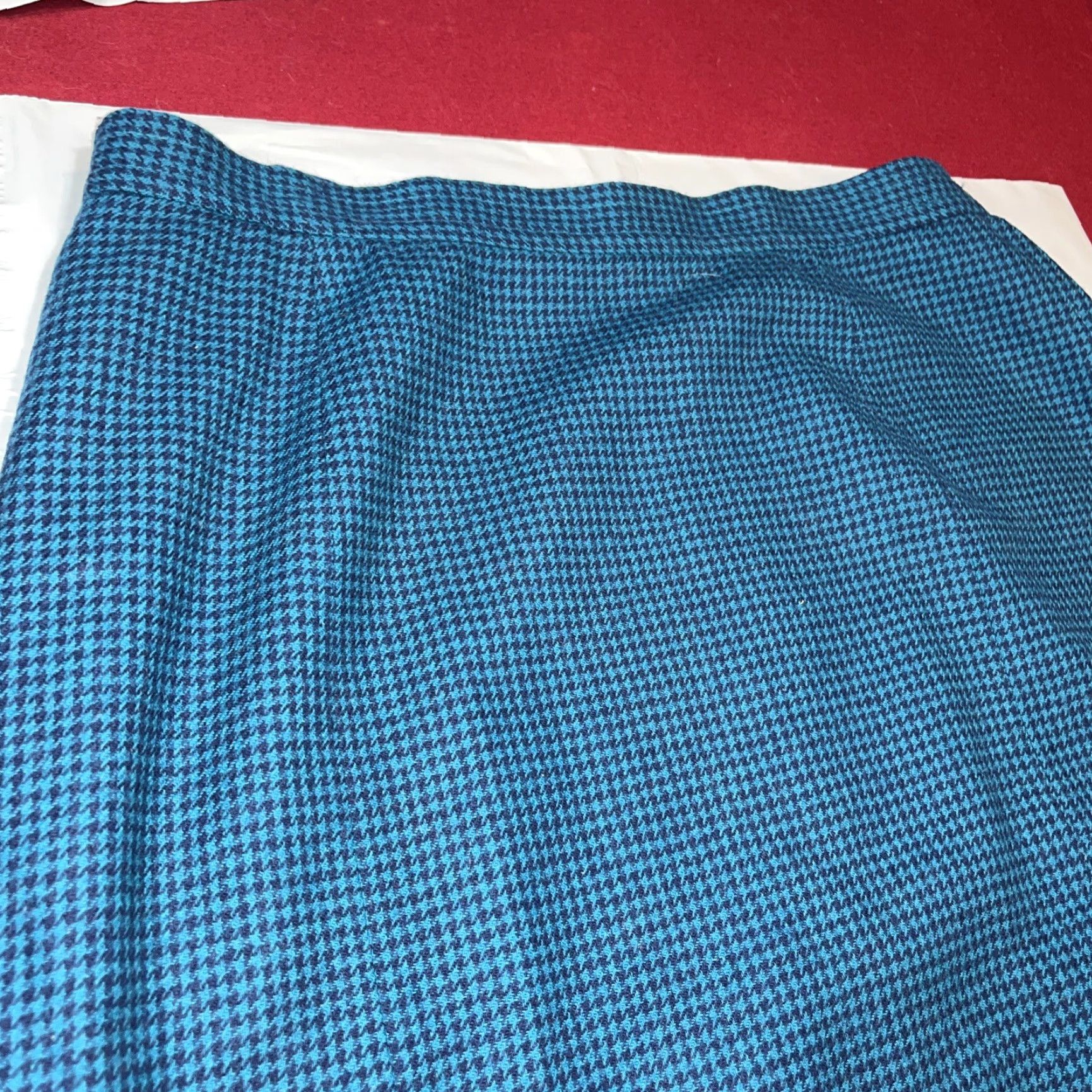 Pendleton VINTAGE Pendleton Blue Virgin Wool Skirt Midi Side Zip Lined Stretch Waist 16 Women Wool Button Navy Turquoise A-Line Size 38" / US 16 / IT 52 - 3 Thumbnail