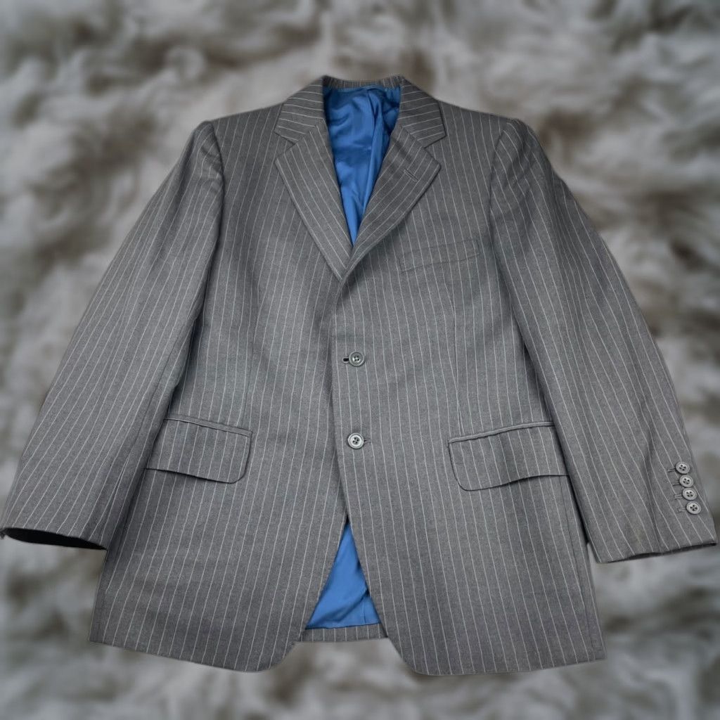 Vintage VTG Wells Of Mayfair Blazer Men 38S Wool 2-Button Gray/Blue Stripe Jacket Coat Striped Notch Lapel Short Vintage Regular Mens Size 38R - 1 Thumbnail