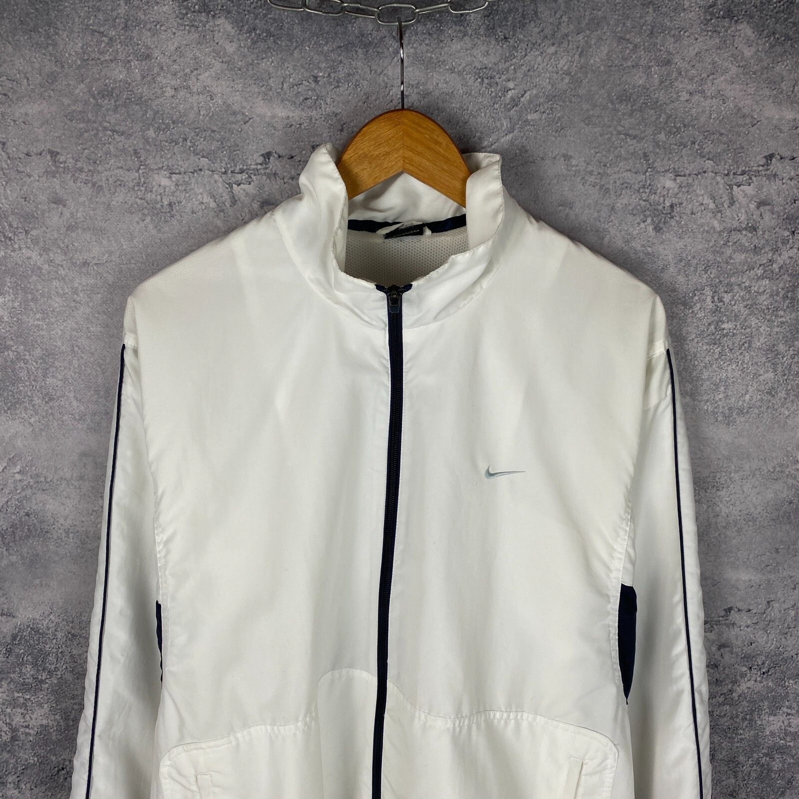 Nike Nike Vintage Track Jacket Men's Size L White Big Swoosh ` Size US L / EU 52-54 / 3 - 2 Thumbnail