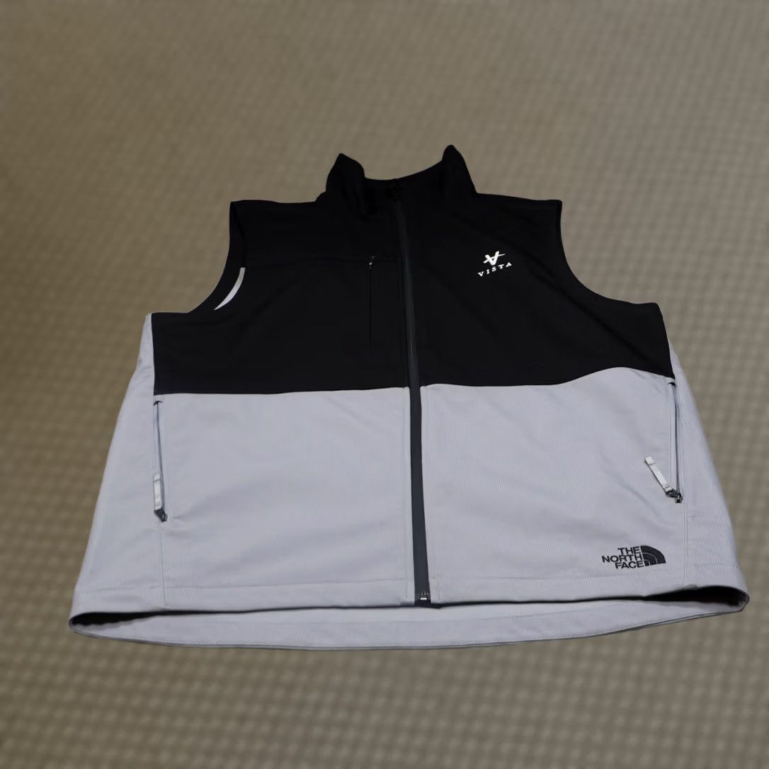 The North Face North Face Vest Men XL Gray Castle Rock Softshell Full Zip Wind Rain Hiking LOGO Size US XL / EU 56 / 4 - 1 Thumbnail