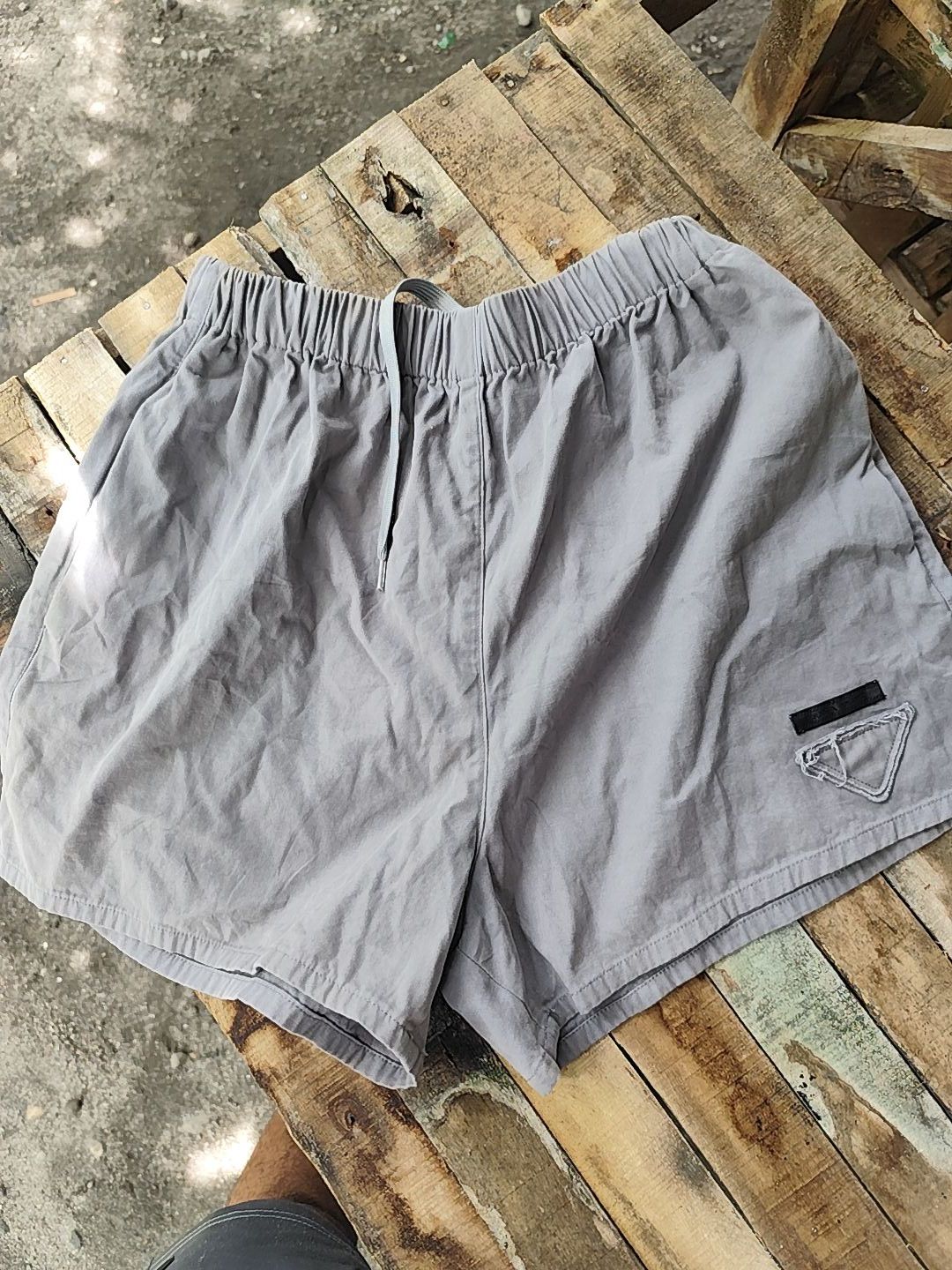 Prada Prada sexy shorts Size 25" / US 0 / IT 36 - 1 Thumbnail
