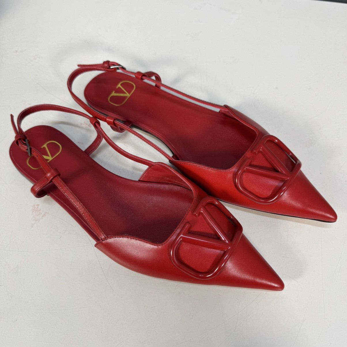 Valentino VALENTINO leather sandals red 40 Size US 10 / IT 40 - 10 Thumbnail