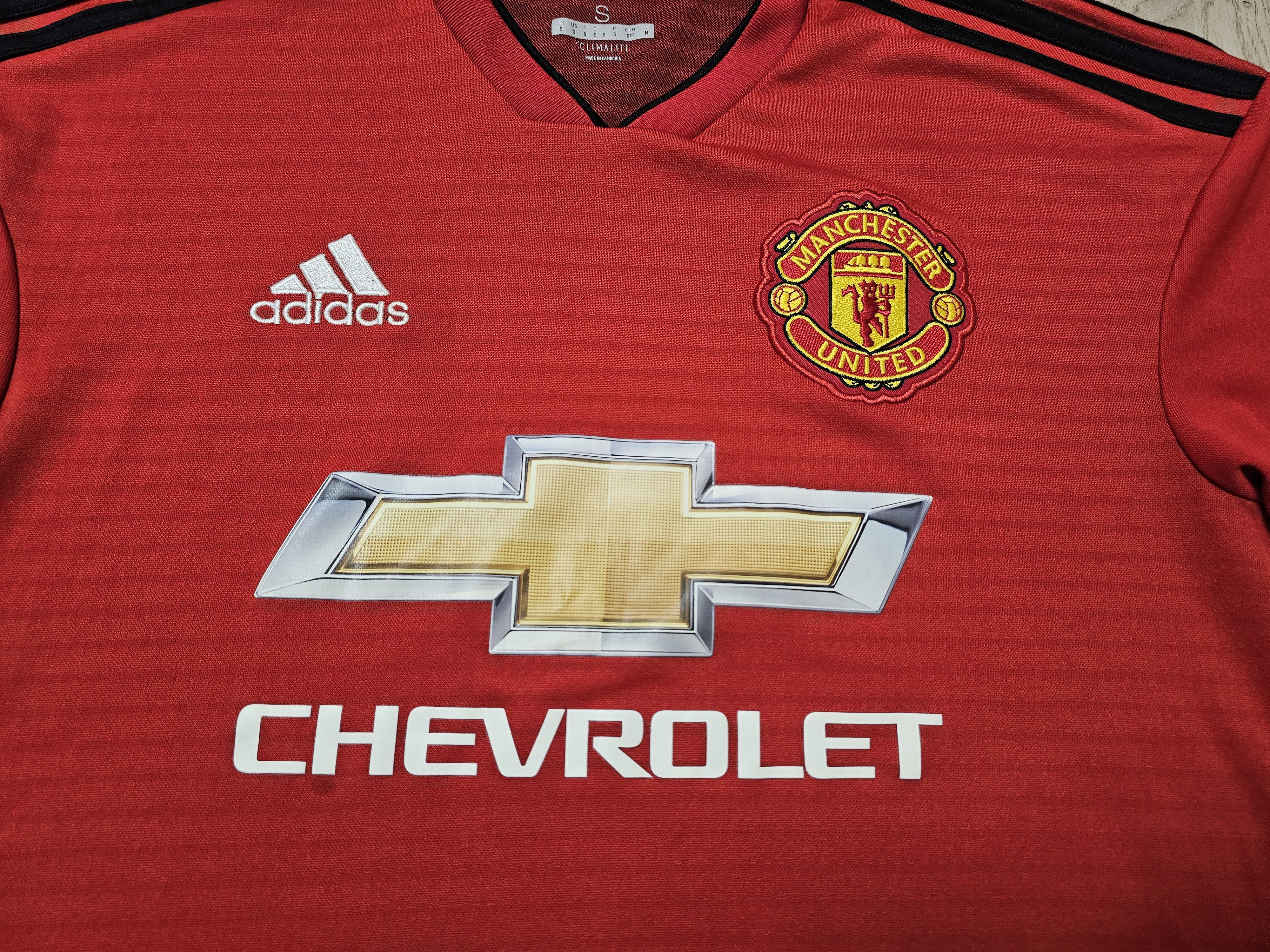 Adidas MANCHESTER UNITED 2018 2019 HOME FOOTBALL SOCCER JERSEY Size US S / EU 44-46 / 1 - 3 Thumbnail