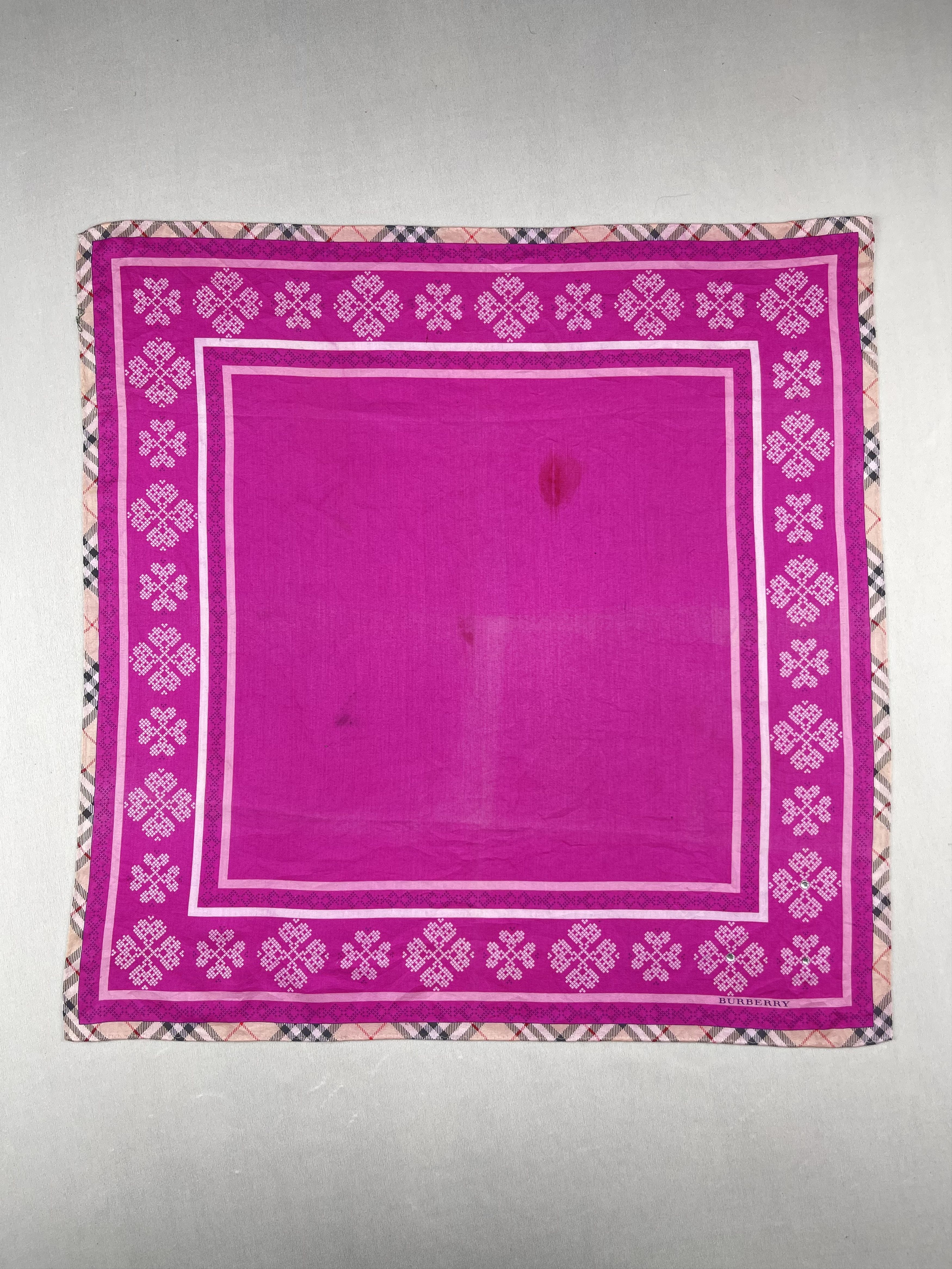 Burberry Vintage Burberry Handkerchief Pocket Square Bandana HM0052 Size ONE SIZE - 1 Thumbnail