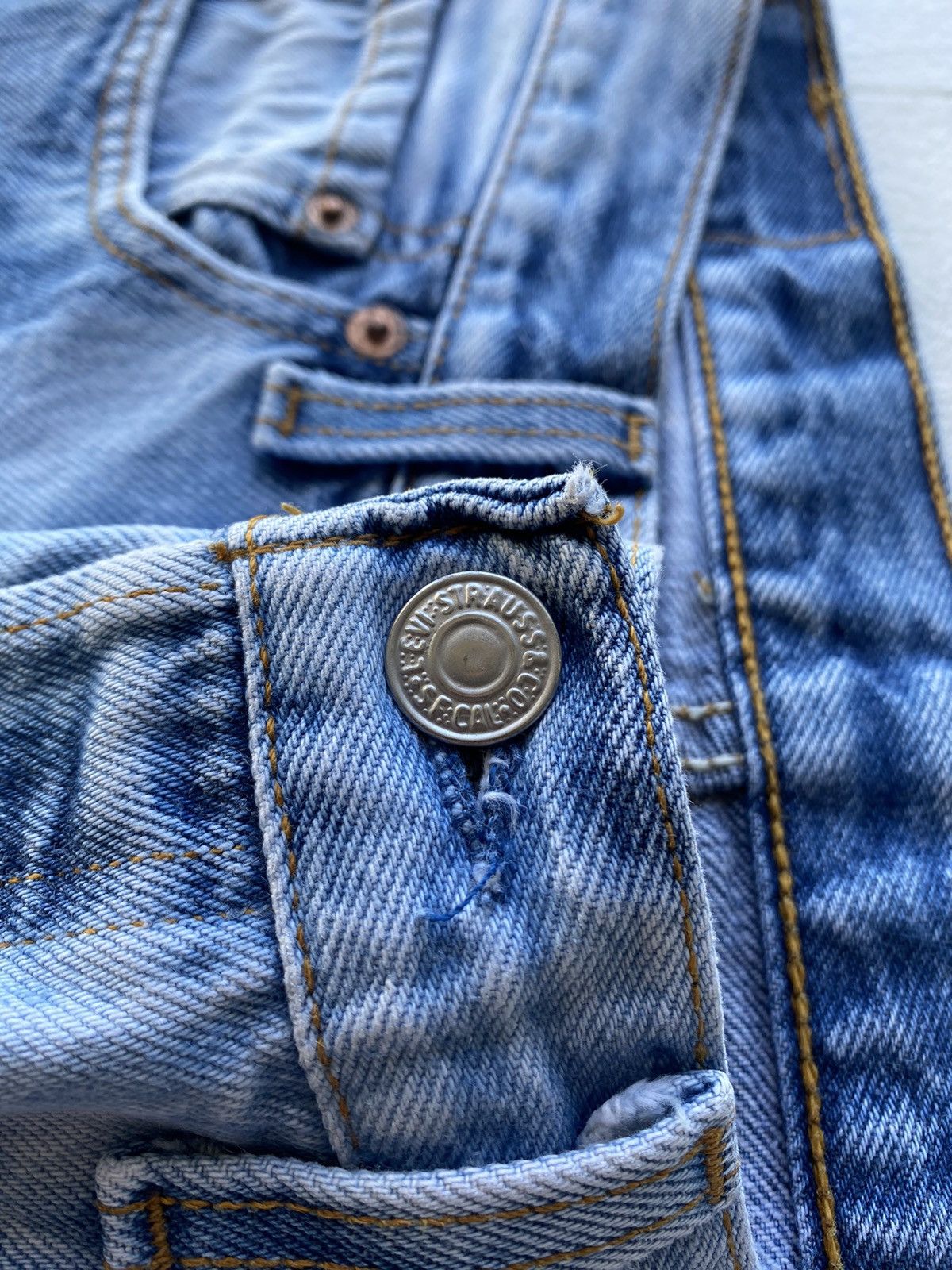 Levi's Vintage Clothing LVC Levis USA Made Custom Distressed Blue Cow Pattern Jeans Size US 32 / EU 48 - 4 Thumbnail