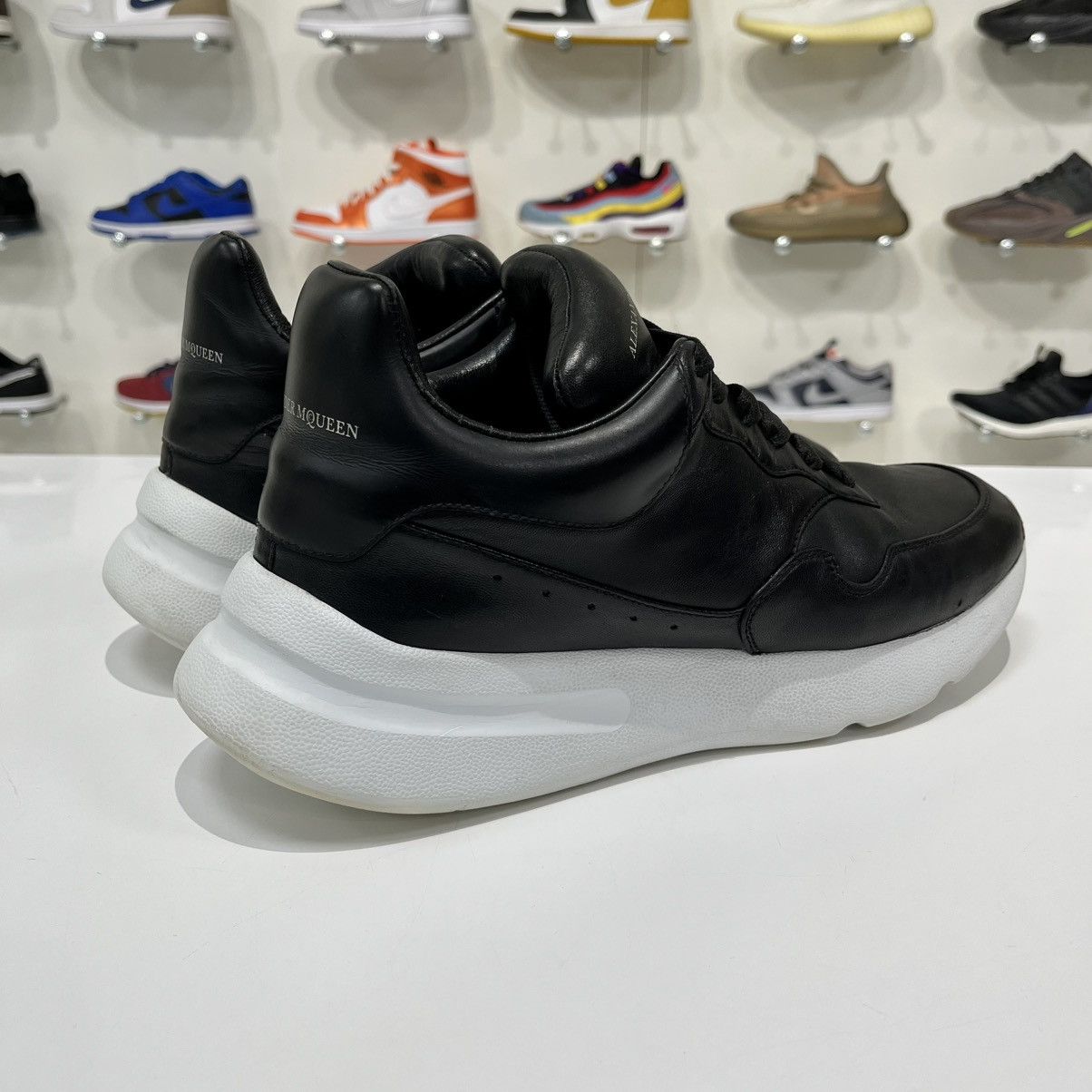 Alexander McQueen Alexander McQueen Sneakers Black Size US 9 / EU 42 - 6 Thumbnail