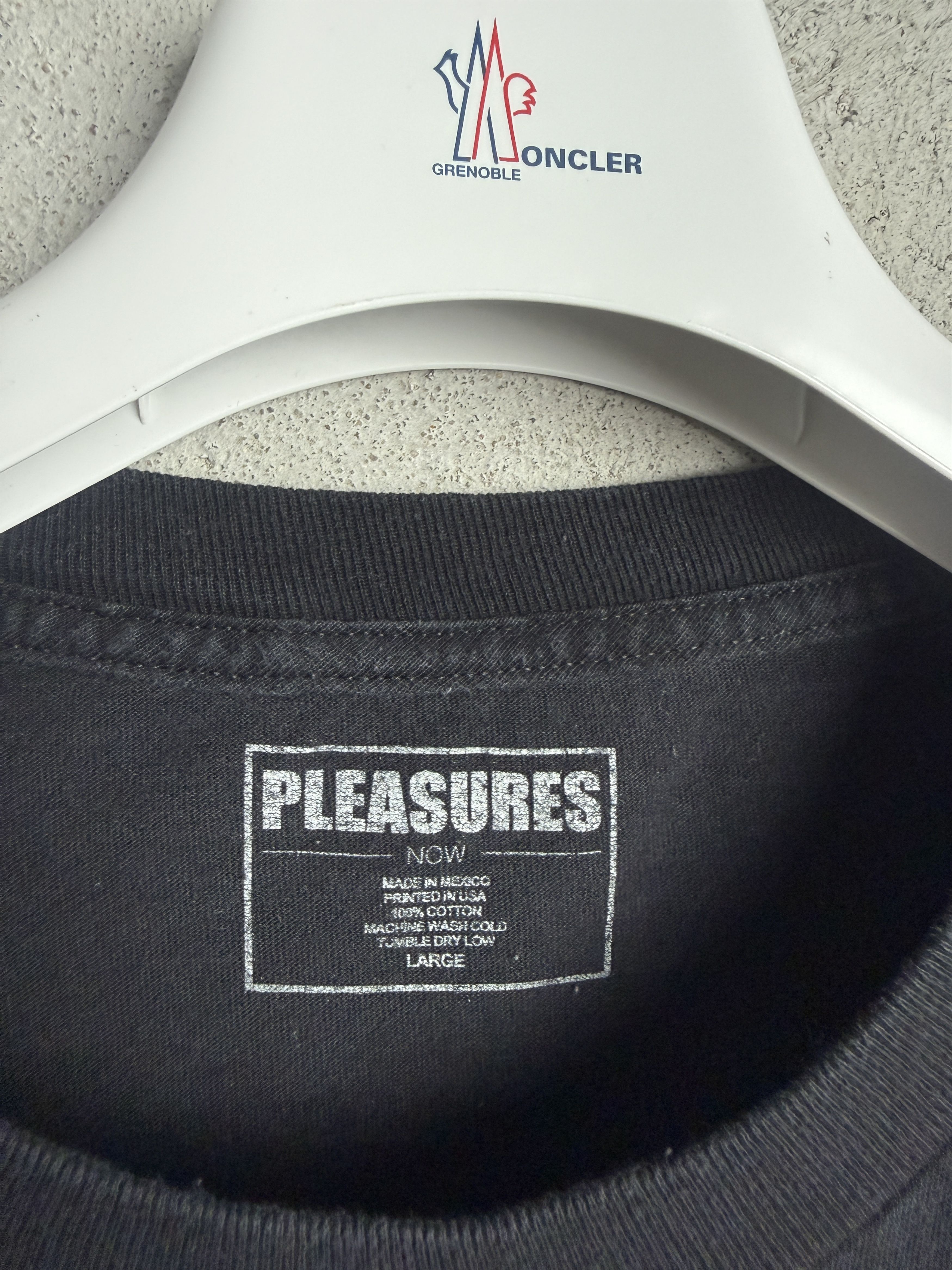 Pleasures Pleasures clown printed t-shirt tee skate rap hip hop Size US L / EU 52-54 / 3 - 3 Thumbnail
