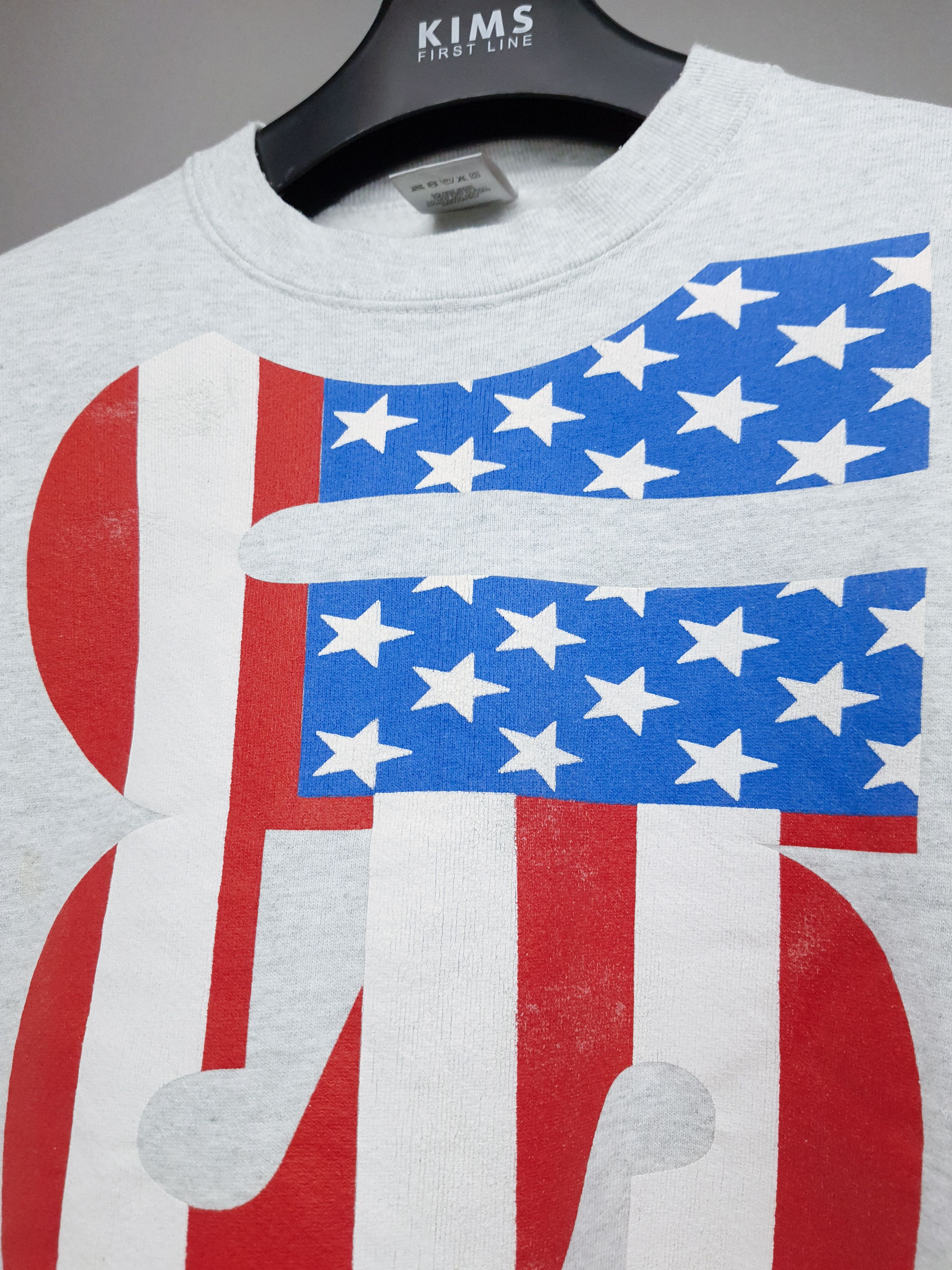 Vintage 1990s Fruit Of The Loom USA Graphic Print Flag Crewneck RARE Size US XL / EU 56 / 4 - 5 Thumbnail