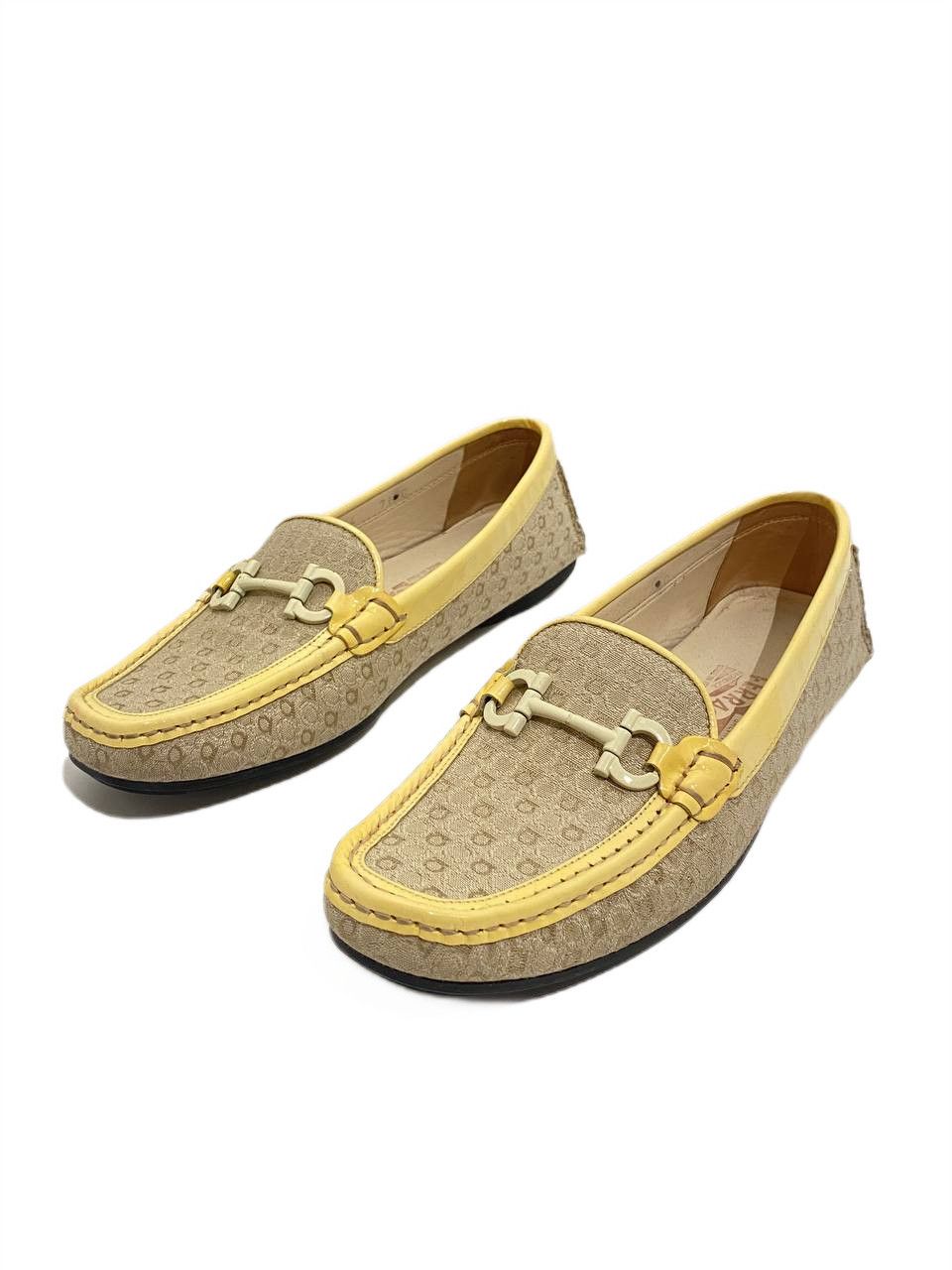 Salvatore Ferragamo Salvatore Ferragamo Gancini Logo Canvas Loafers Flats Shoes Size US 7.5 / IT 37.5 - 1 Thumbnail