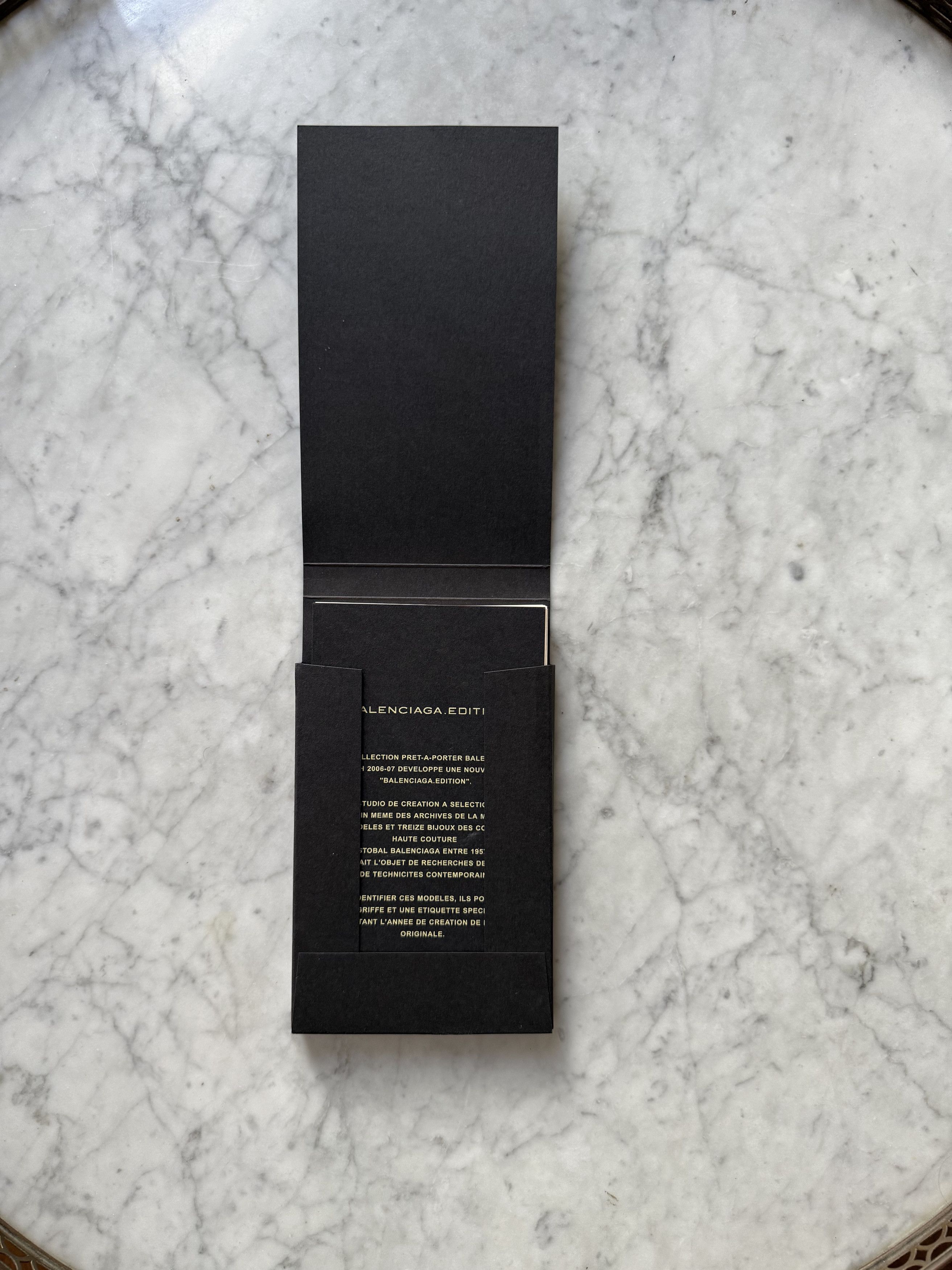 Balenciaga Balenciaga Fashion Booklet Edition Size ONE SIZE - 1 Thumbnail