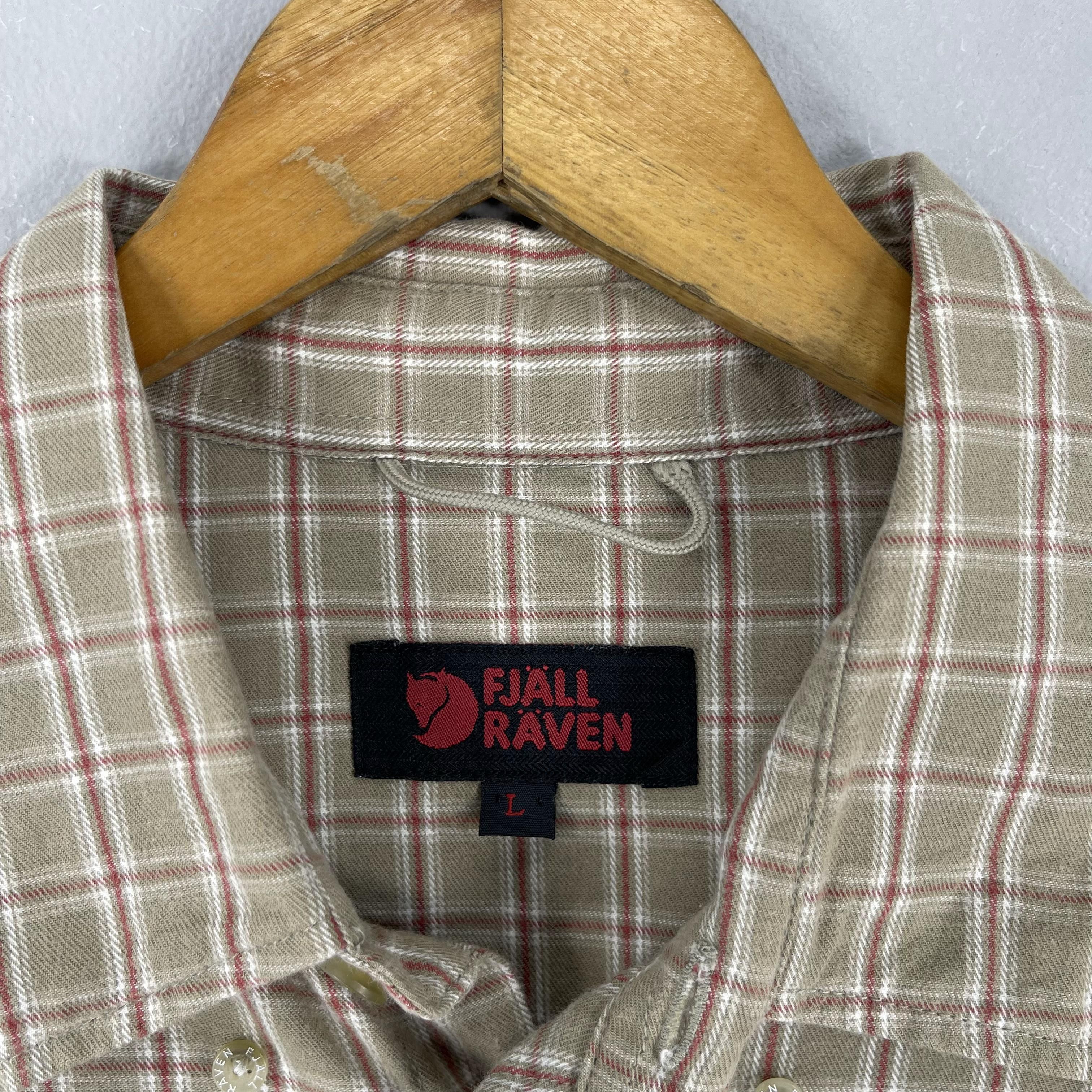 Fjallraven Vintage 90s FJALLRAVEN Checkered Board Minimalist Flannel Size US L / EU 52-54 / 3 - 7 Thumbnail