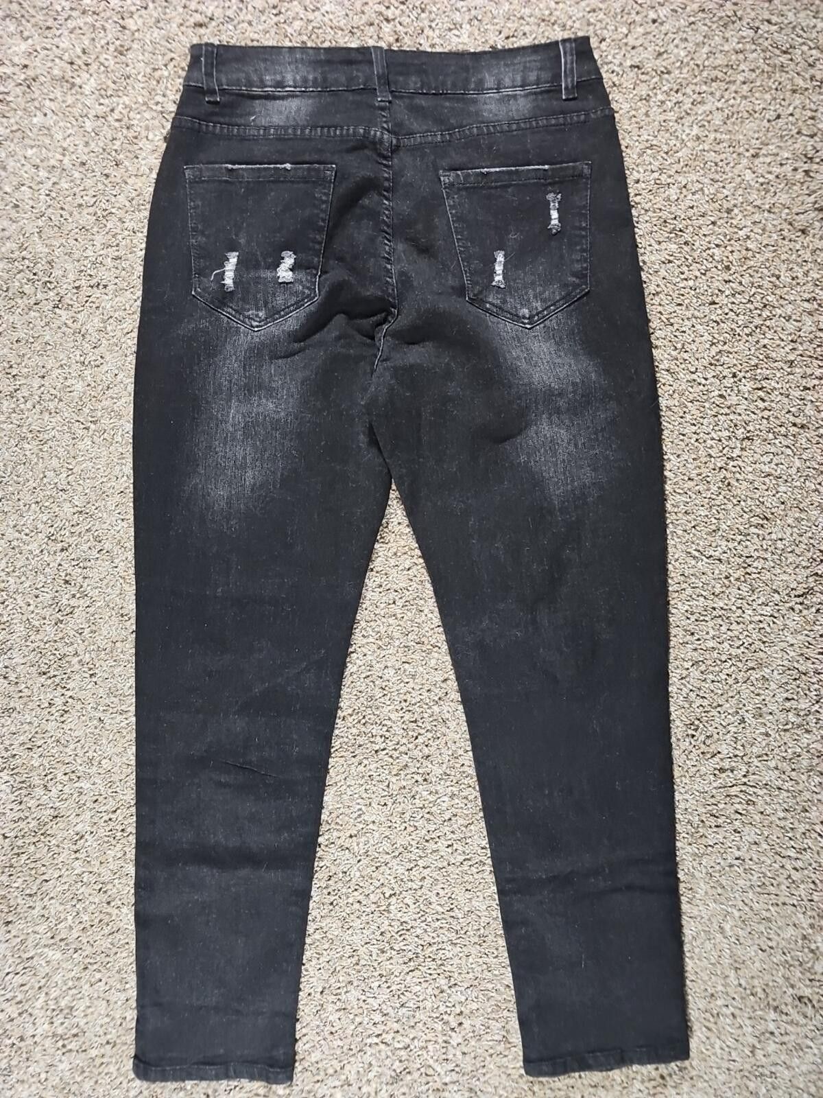 The Unbranded Brand Black Destroyed Floral Jeans SEE MEASUREMENTS Size 30" / US 8 / IT 44 - 7 Thumbnail