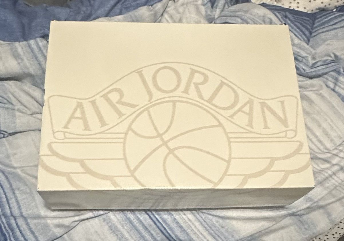 Jordan Brand Jordan 2 “Lucky Green” Size US 11 / EU 44 - 1 Thumbnail