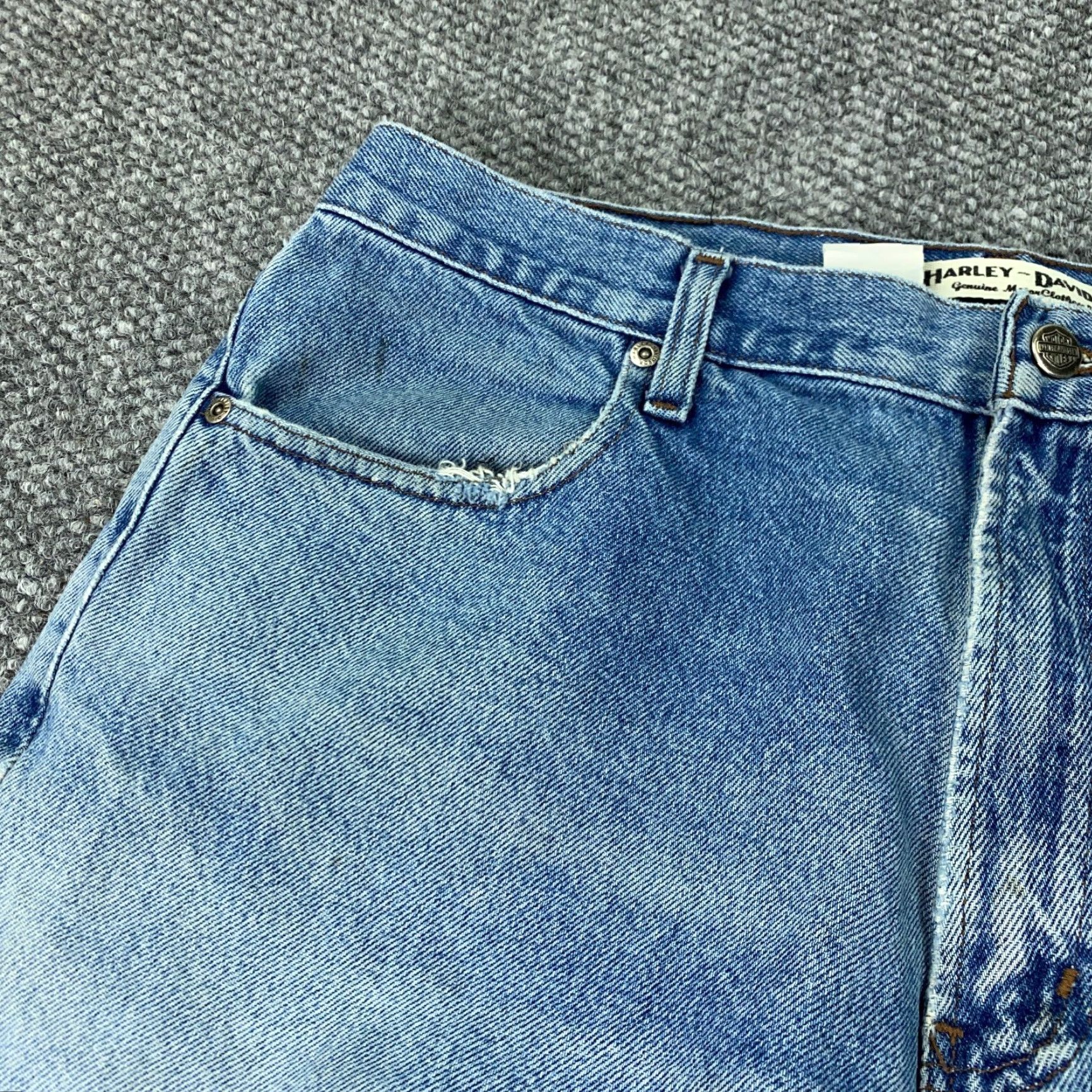 Harley Davidson VINTAGE Harley-Davidson Men's Jeans Size 36 Waist Blue Straight Fit Distressed Motorcycle Biker Size US 36 / EU 52 - 4 Thumbnail