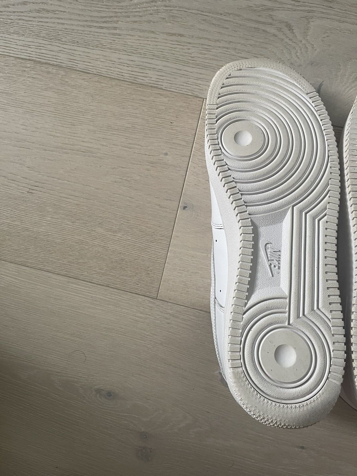 Nike Size 15 Nike AF 1 White Low - Used Size US 15 / EU 48 - 11 Thumbnail