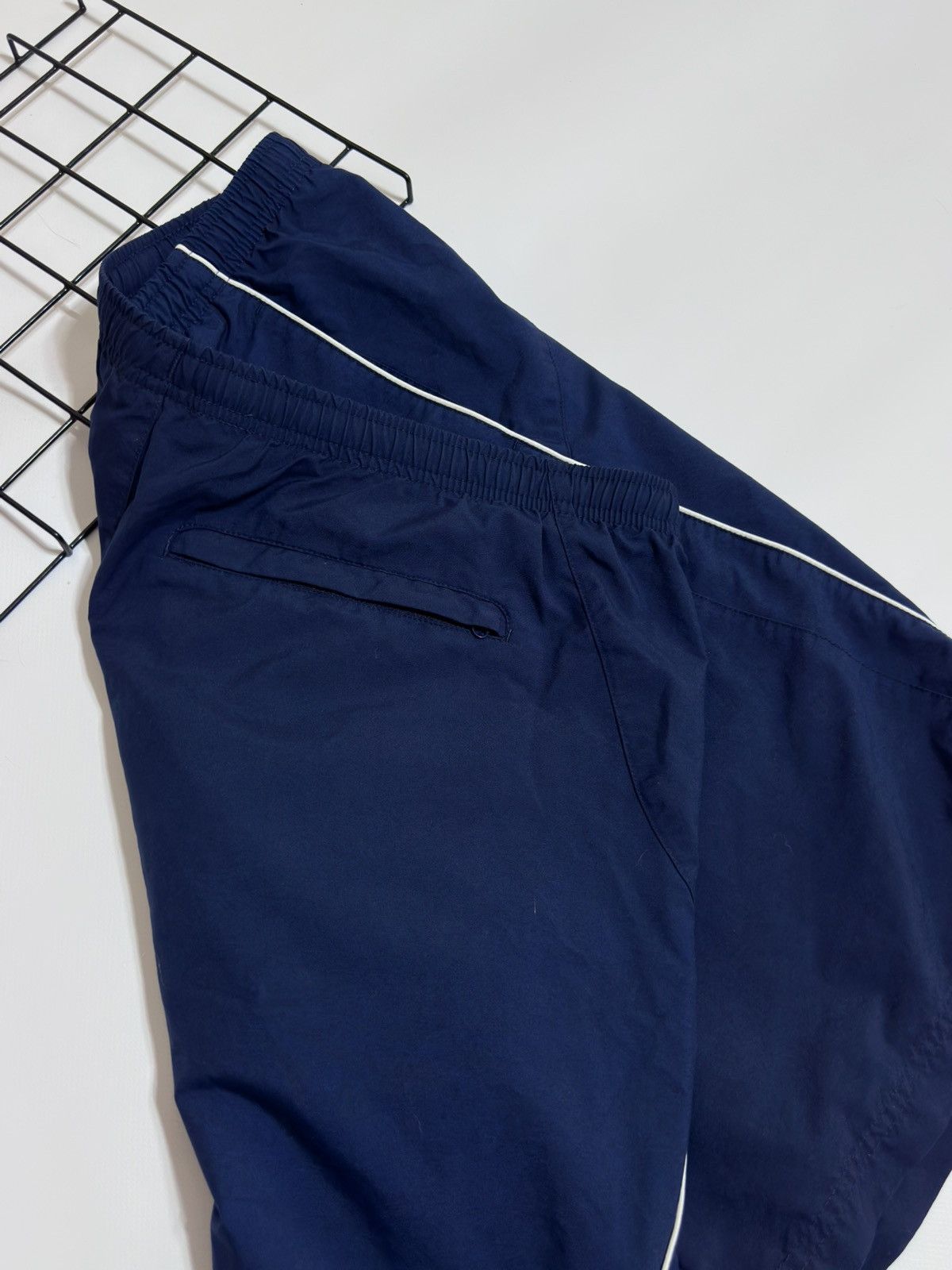 Nike Vintage Nike Center Swoosh Track Shorts Navy Blue Size US 34 / EU 50 - 2 Thumbnail