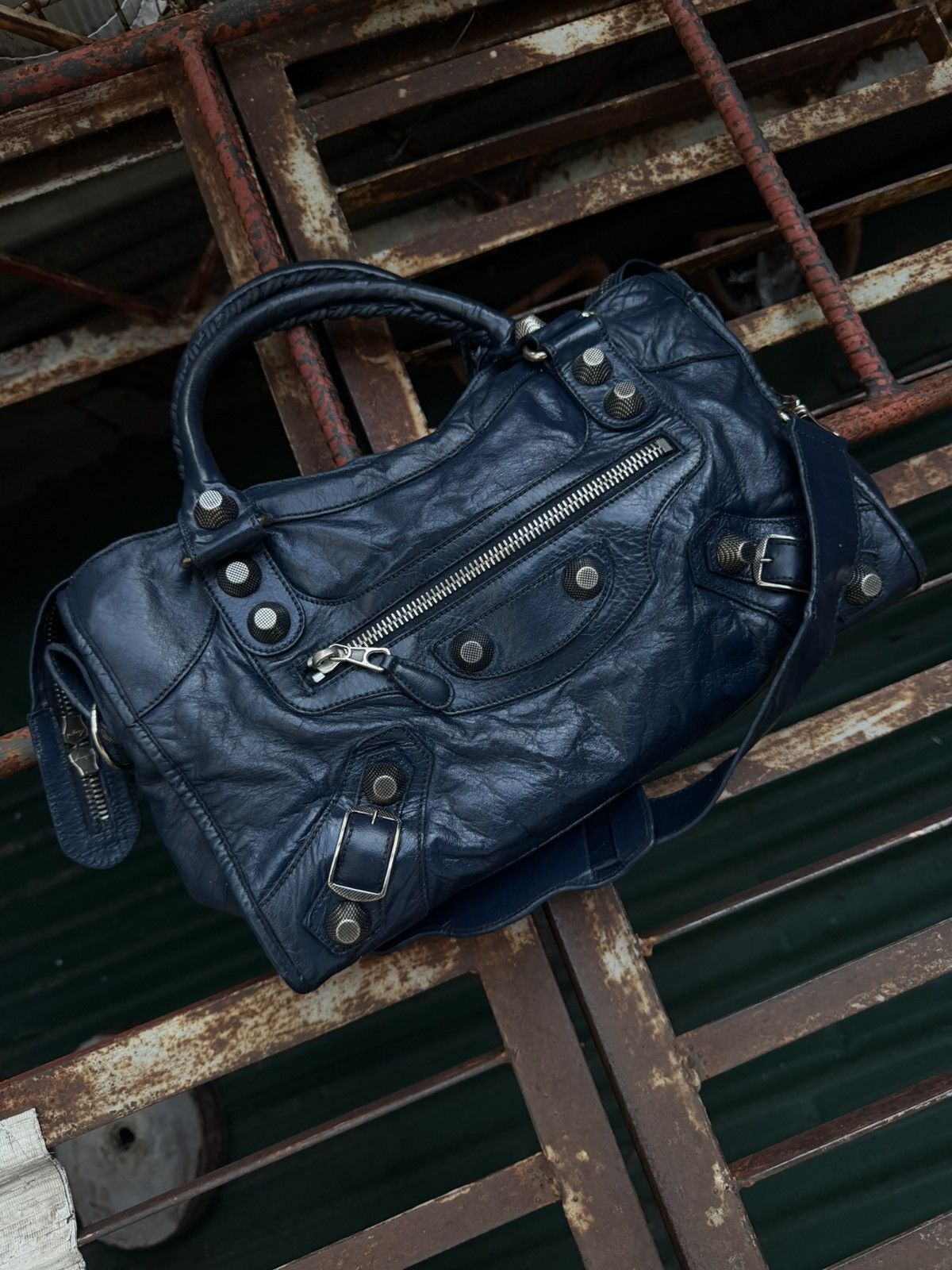 Balenciaga Balenciaga - 2000’s - Classic Le City Giant 21 Navy Blue Size ONE SIZE - 16 Thumbnail