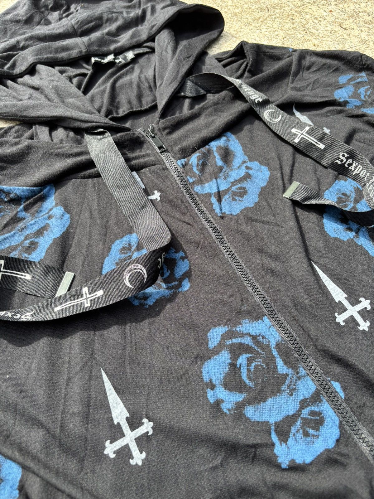 Sex Pot ReVeNGe Sex Pot Revenge Blue Rose Dual Layer Vkei Grunge Punk Hoodie Size US XXL / EU 58 / 5 - 3 Thumbnail