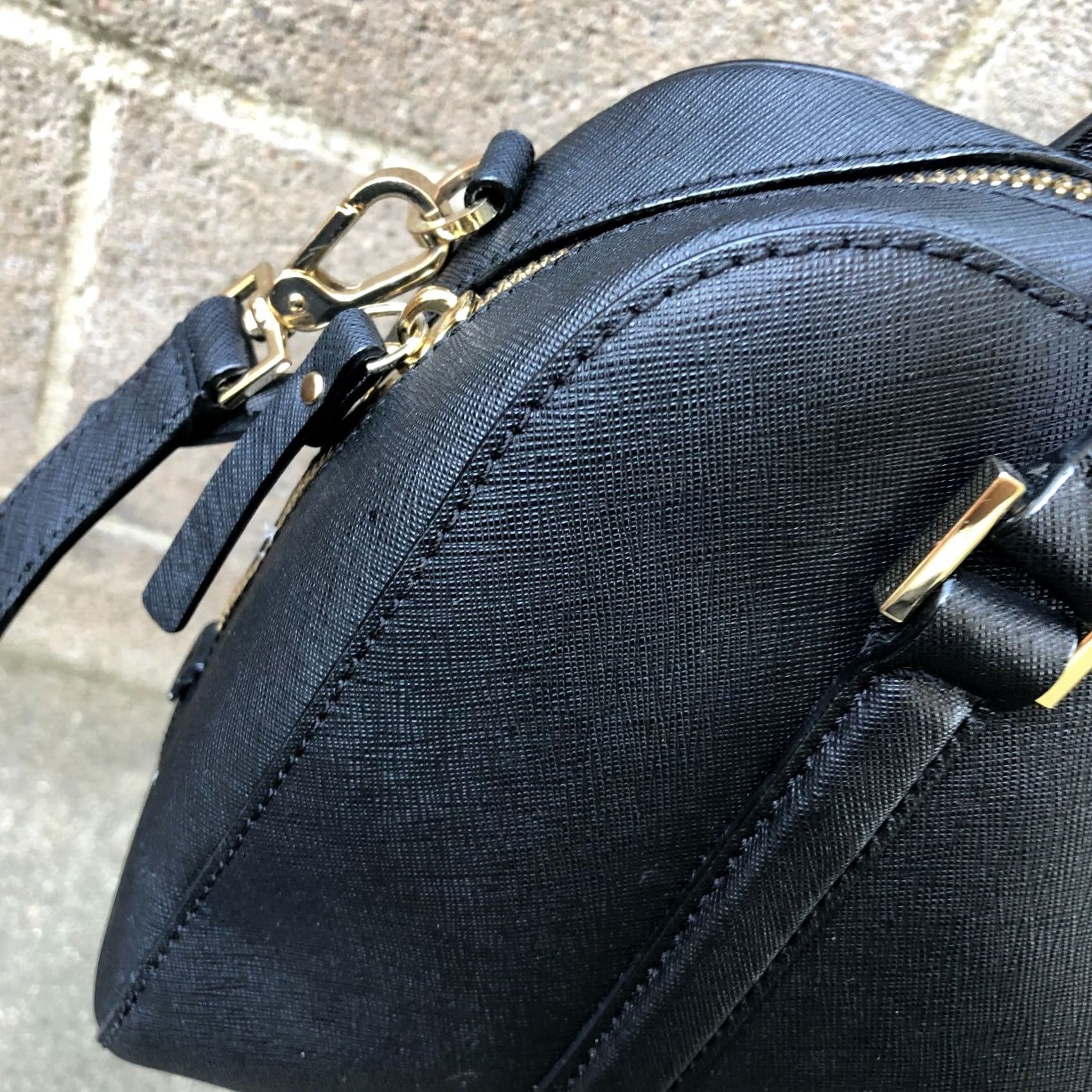 Vintage KATE SPADE Cassie Newbury Lane Purse Bowler Bag Crossbody Shoulder Top Handle Crossbody Womens Black Medium Leather Saffiano Pattern Newbury Lane 90s? Size M / US 6-8 / IT 42-44 - 6 Thumbnail