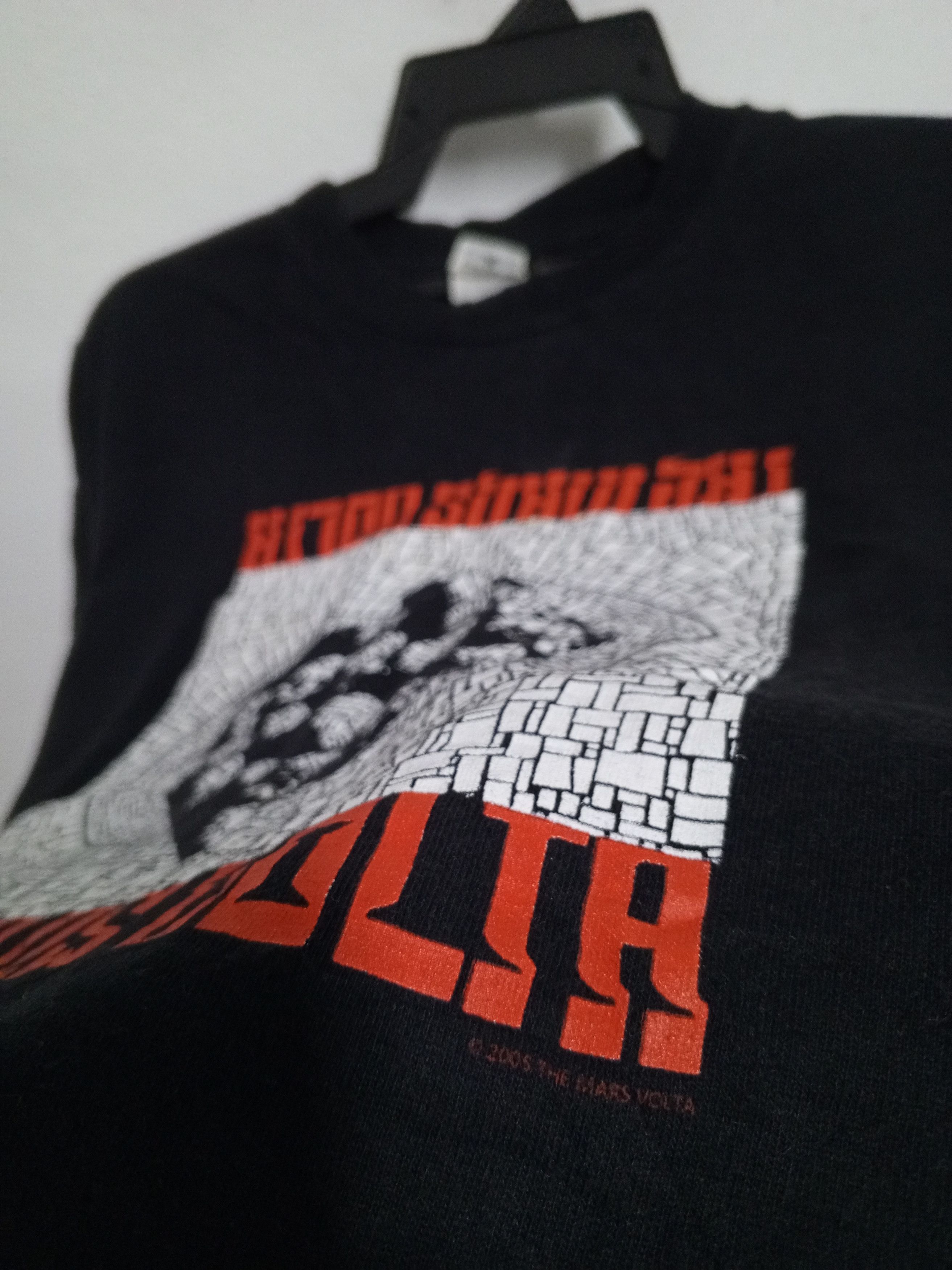 Anvil 💥💀 vtg 2005 /Anvil 🔵 💀 💥THE MARS VOLTA MANY SKULLS RARE Size US S / EU 44-46 / 1 - 6 Thumbnail