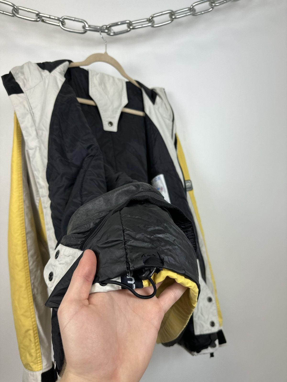 Quiksilver Vintage Quiksilver Gorpcore Shell Ski Snowboarding Jacket Size US L / EU 52-54 / 3 - 15 Thumbnail