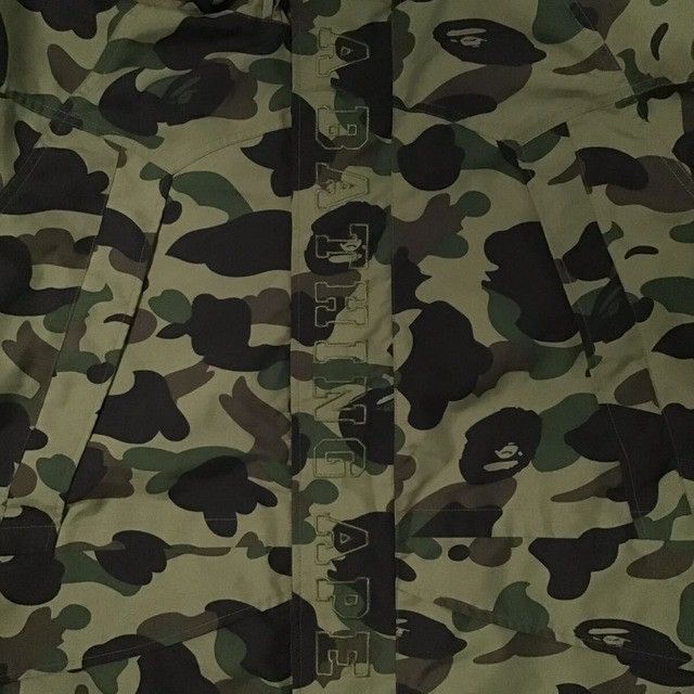 Bape BAPE 1st camo green shark hoodie snowboard jacket APE Size US XXL / EU 58 / 5 - 2 Thumbnail
