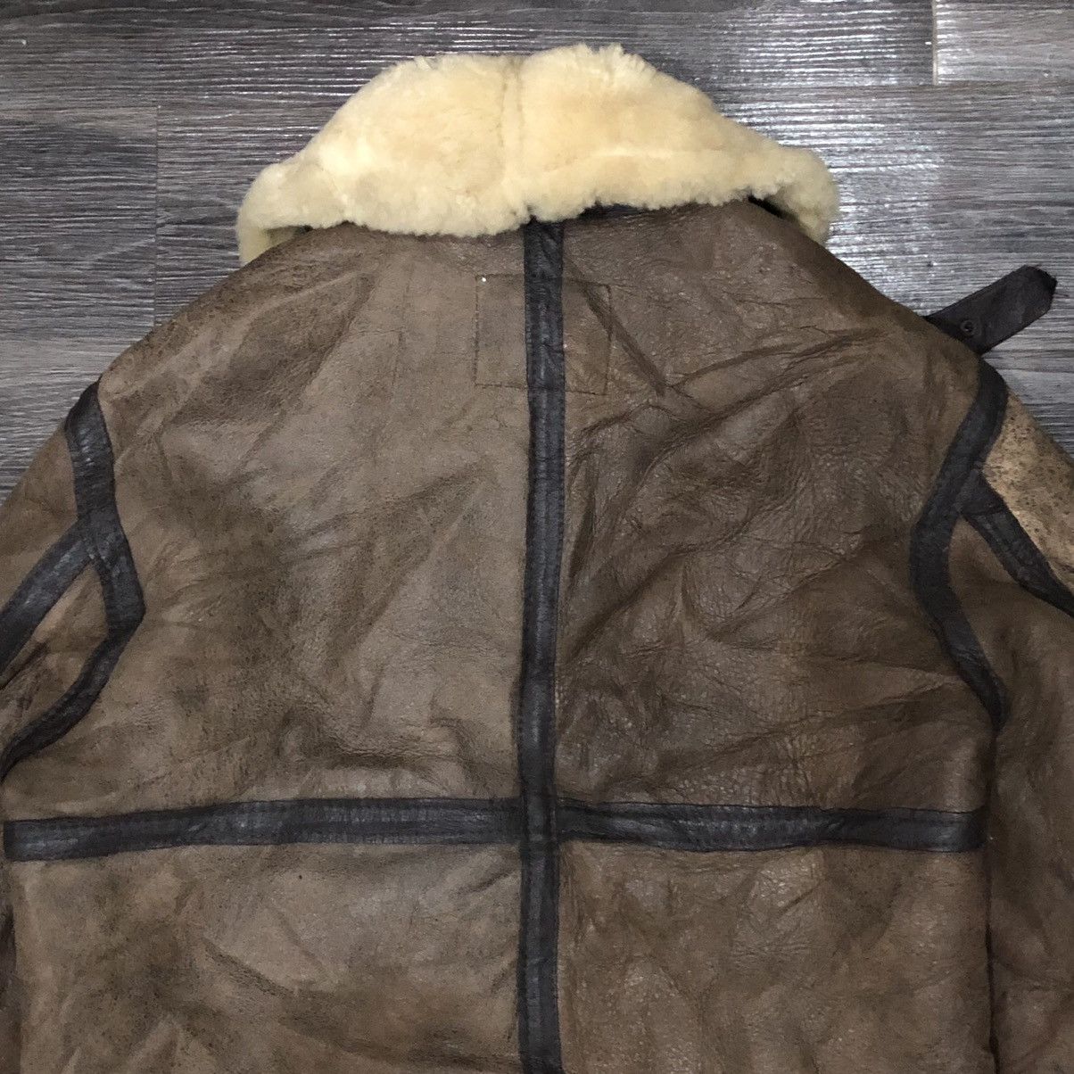 Schott Schott Bros B-3 classic WWII sheepskin leather“bomber”jacket Size US M / EU 48-50 / 2 - 15 Thumbnail