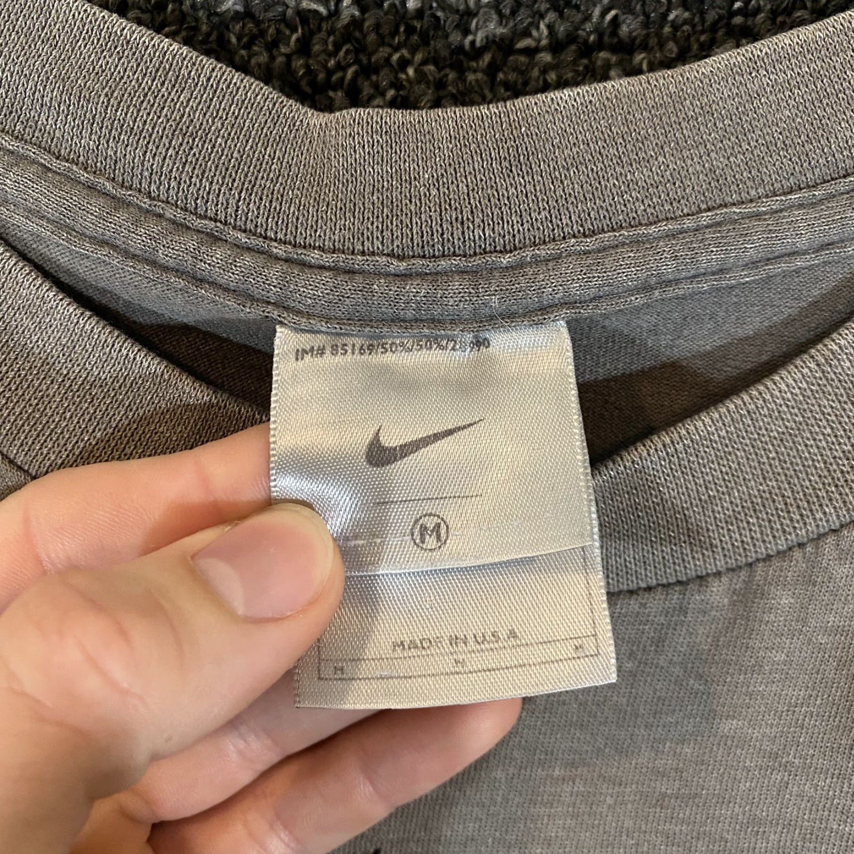 Nike VINTAGE Nike Shirt Men M Long Sleeve Gray Swoosh Faded Gray Size US M / EU 48-50 / 2 - 3 Thumbnail