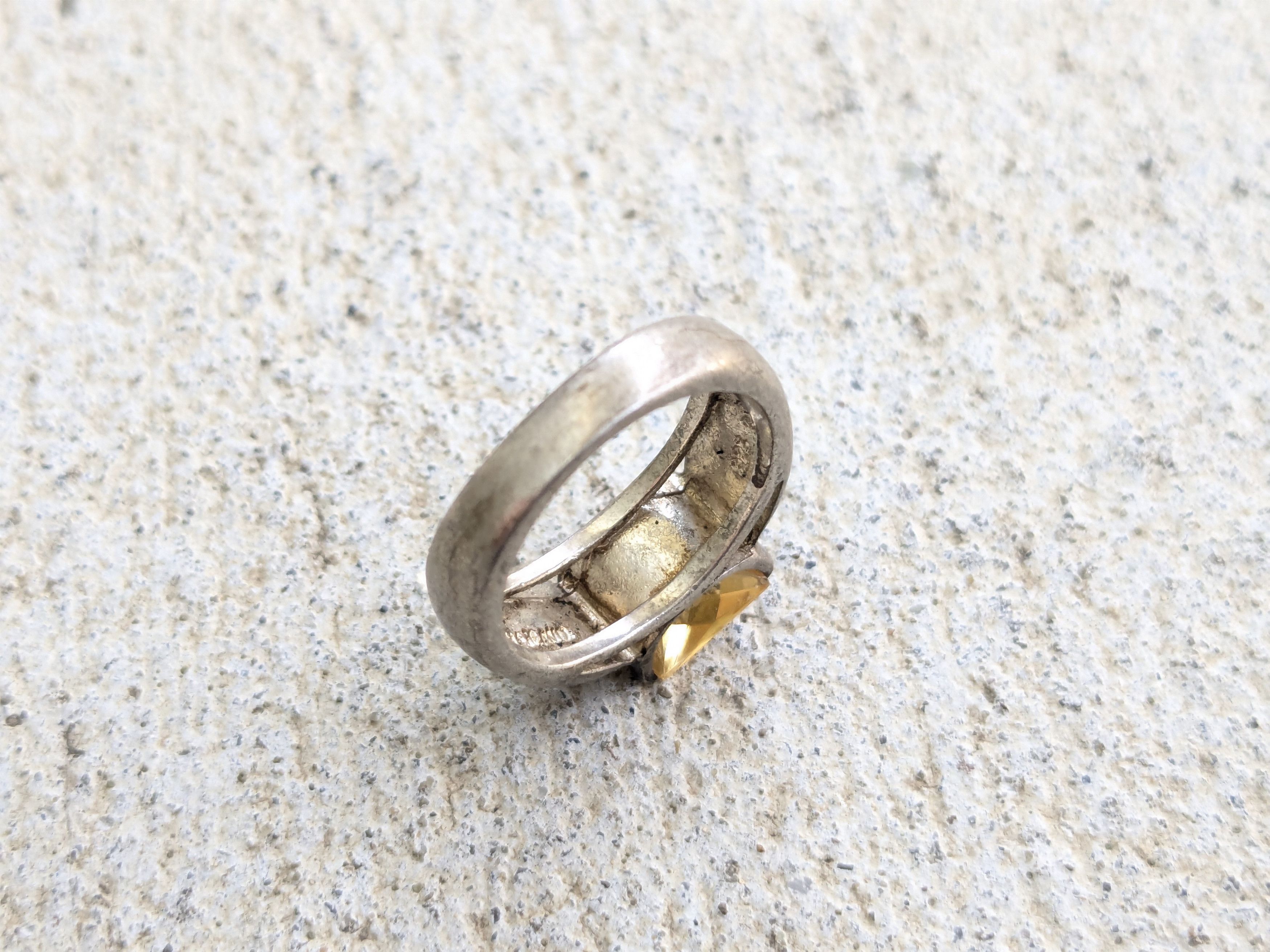 Jewelry Sterling Silver Ring Yellow Citrine Square Faceted 6 Band Size ONE SIZE - 6 Thumbnail