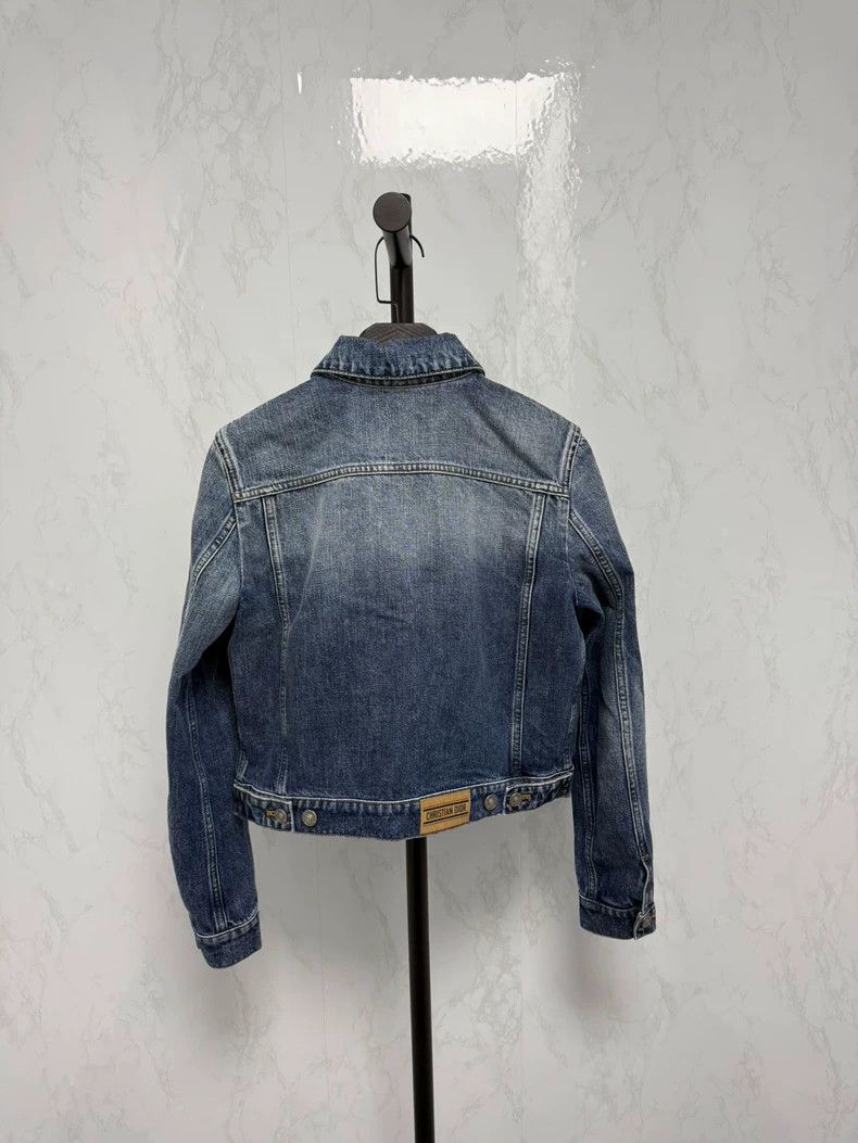 Dior Dior Washed blue bee embroidered denim jacket Size XS / US 0-2 / IT 36-38 - 2 Thumbnail
