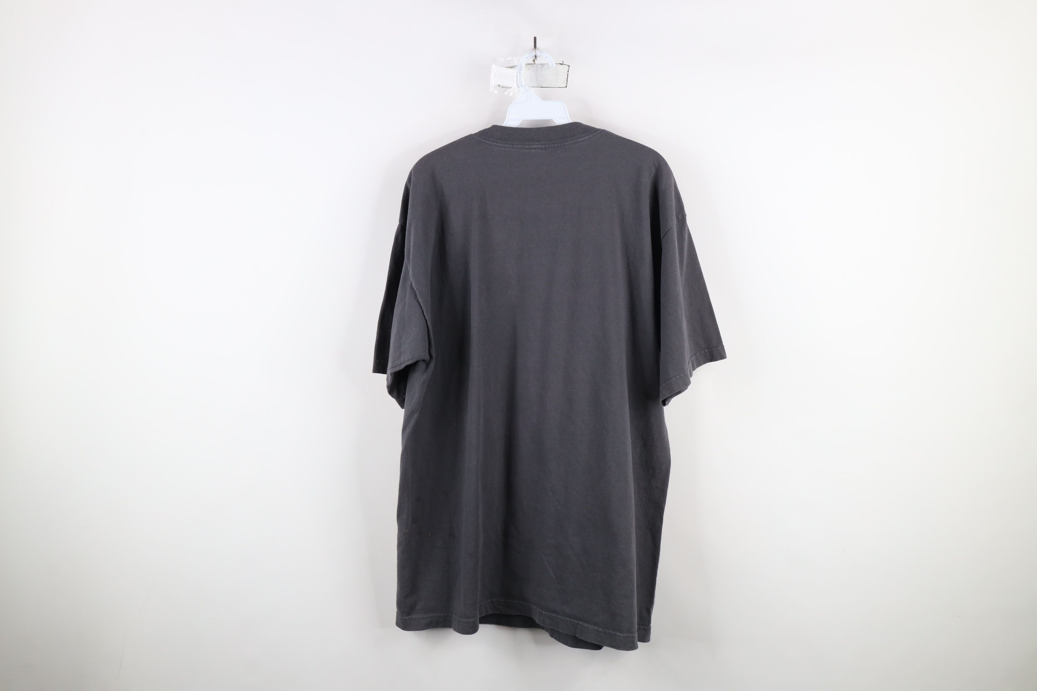 Vintage Vintage 90s Streetwear Nature Wolf Short Sleeve T-Shirt Gray Size US L / EU 52-54 / 3 - 11 Thumbnail