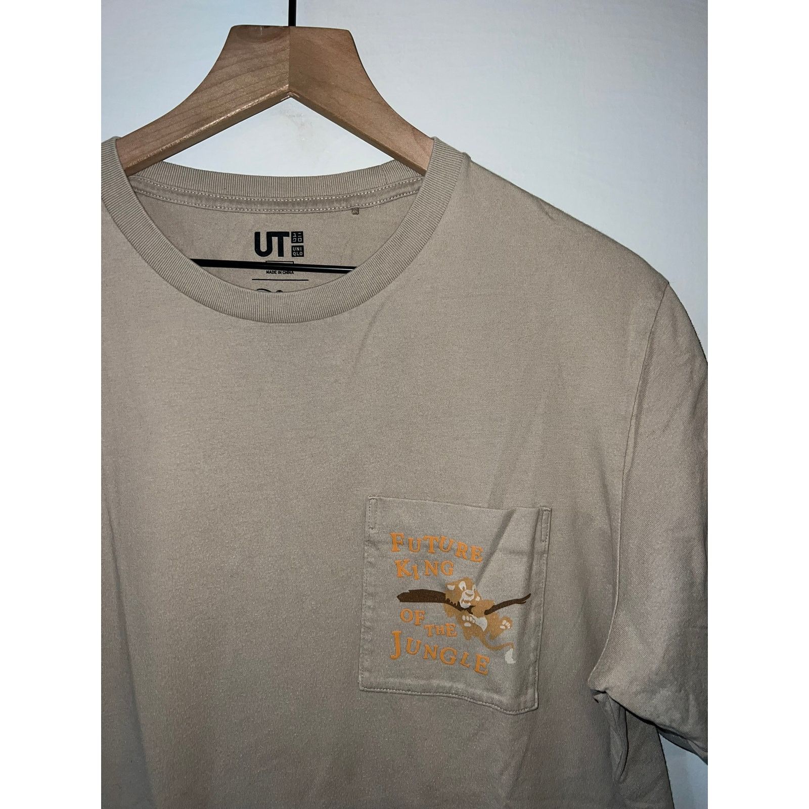 Disney Disney Uniqlo Lion King Shirt Future King Jungle Brown Tee L Size US L / EU 52-54 / 3 - 2 Thumbnail
