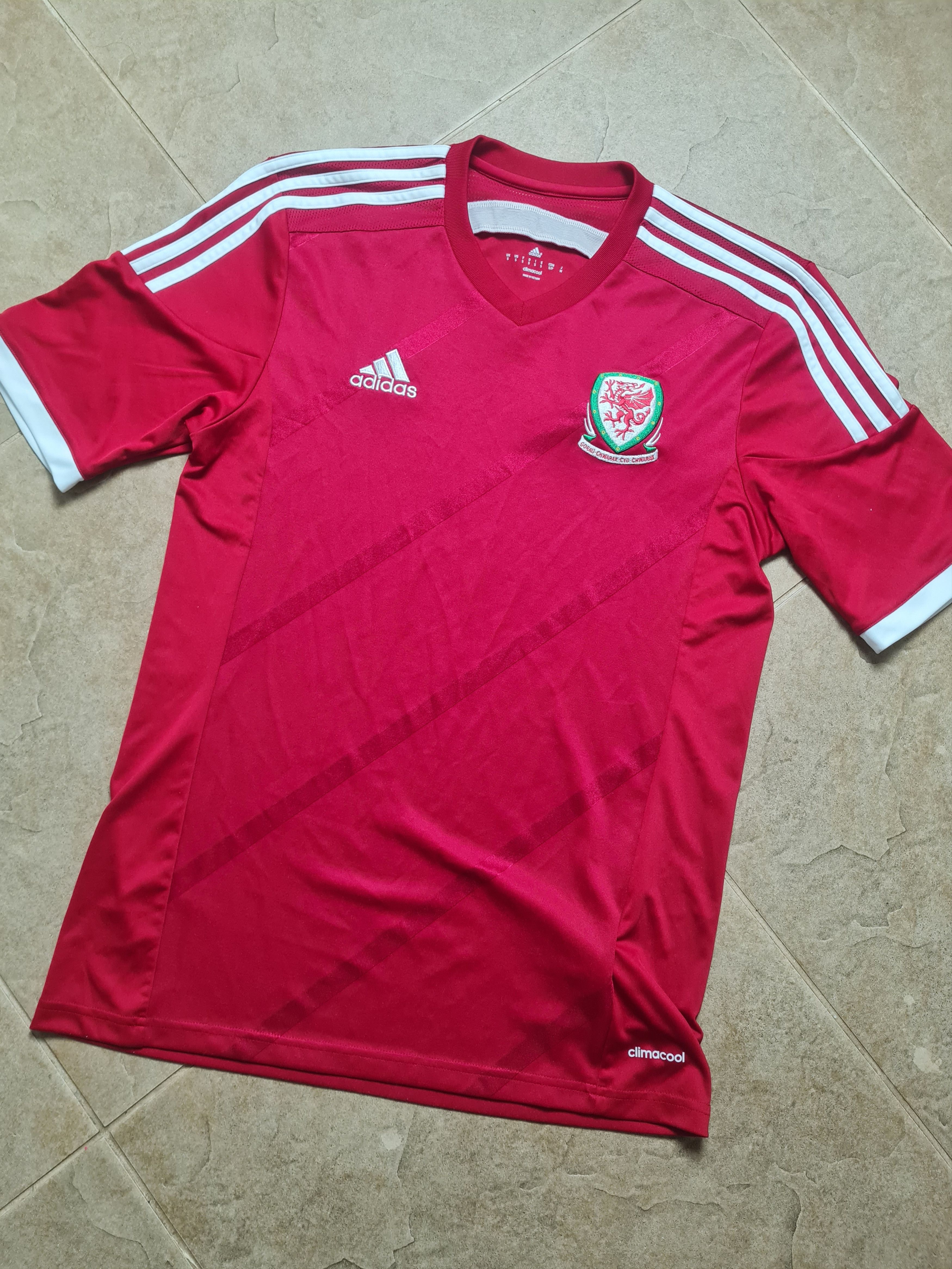 Adidas FOOTBALL SOCCER SHIRT JERSEY ADIDAS MEN'S WALES 2013/2014 Size US S / EU 44-46 / 1 - 3 Thumbnail