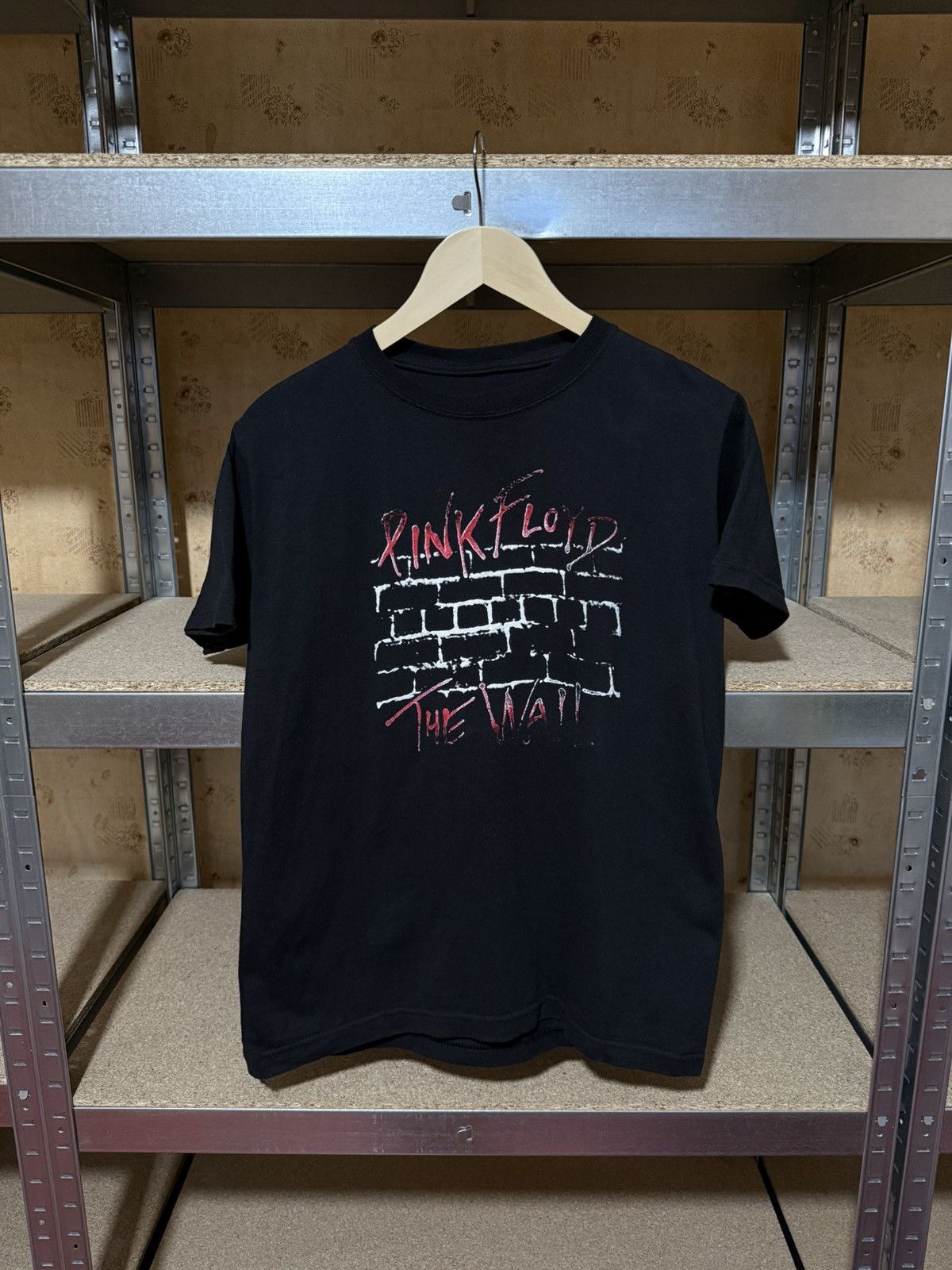 Band Tees × Vintage Vintage 2000’s Pink Floyd The Wall Retro Rock Band T-Shirt Size US M / EU 48-50 / 2 - 1 Thumbnail