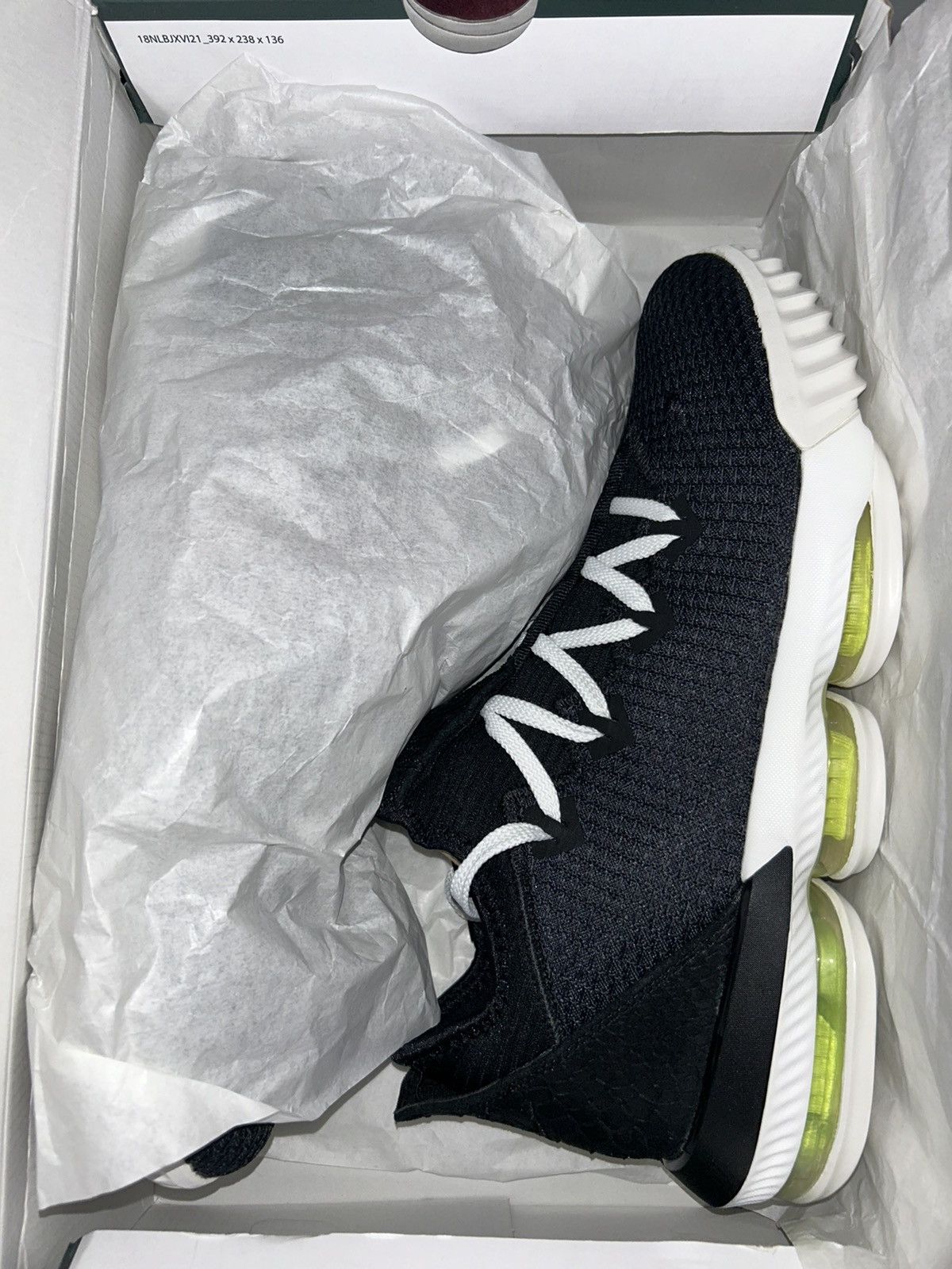 Nike Nike LeBron 16 Low 'Black Python' CI2668-004 12 NEW W/BOX Size US 12 / EU 45 - 11 Thumbnail