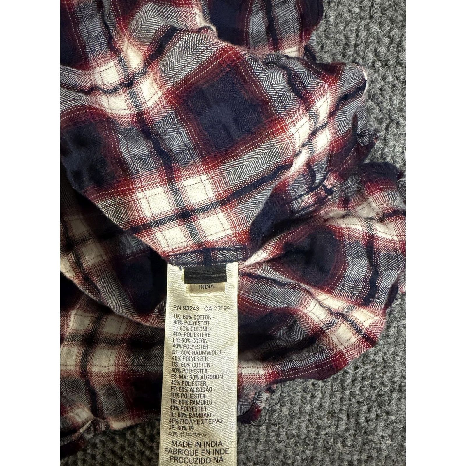Diesel Diesel Shirt Mens M Blue Red Plaid Long Sleeve Button Front Raw Hem Casual Button-Up Shirt Size US M / EU 48-50 / 2 - 6 Thumbnail