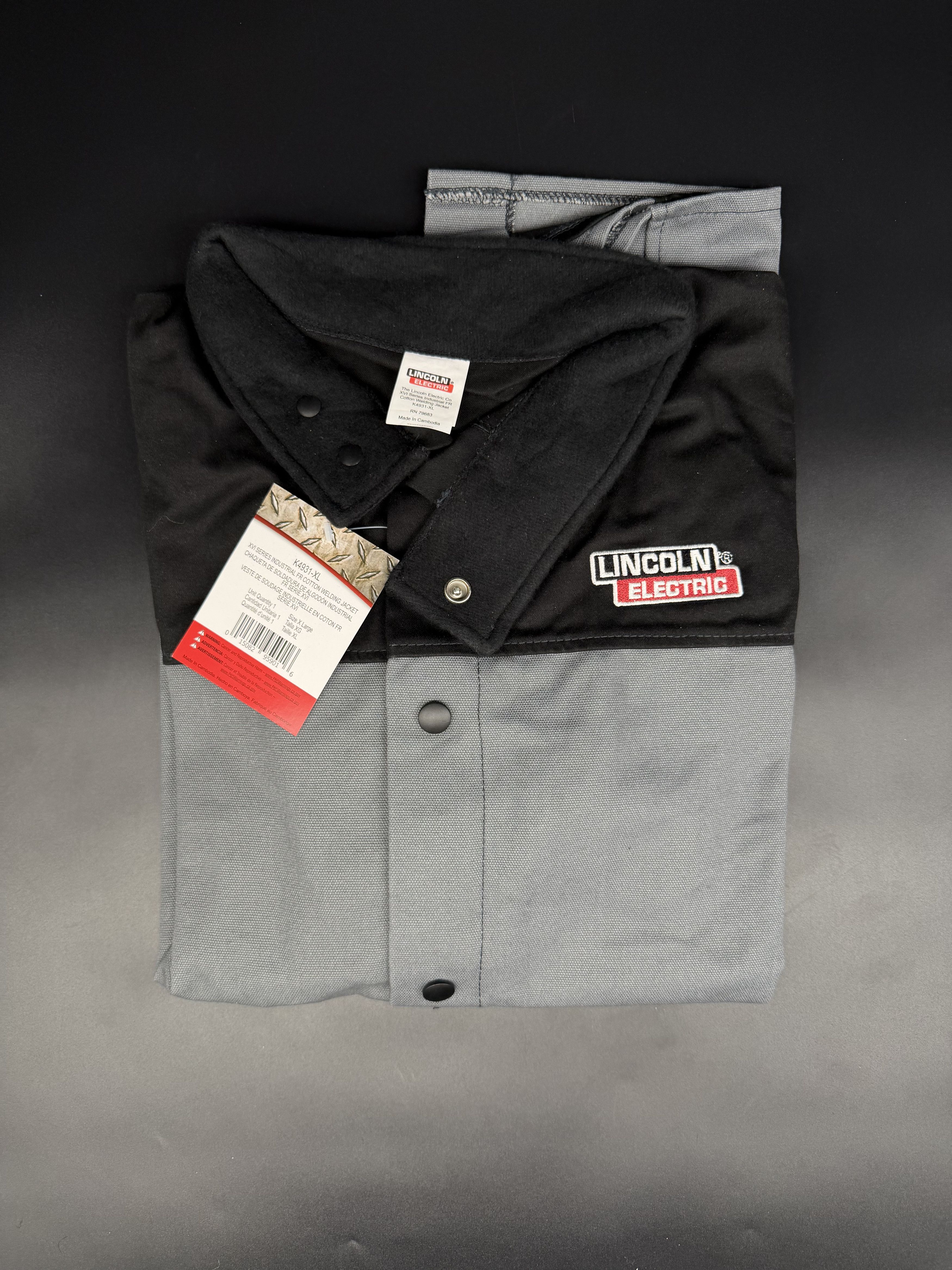 World Industries Lincoln Electric K4931-XL XVI Series Industrial FR Welding Jackets Size X-Large Size US XL / EU 56 / 4 - 1 Thumbnail