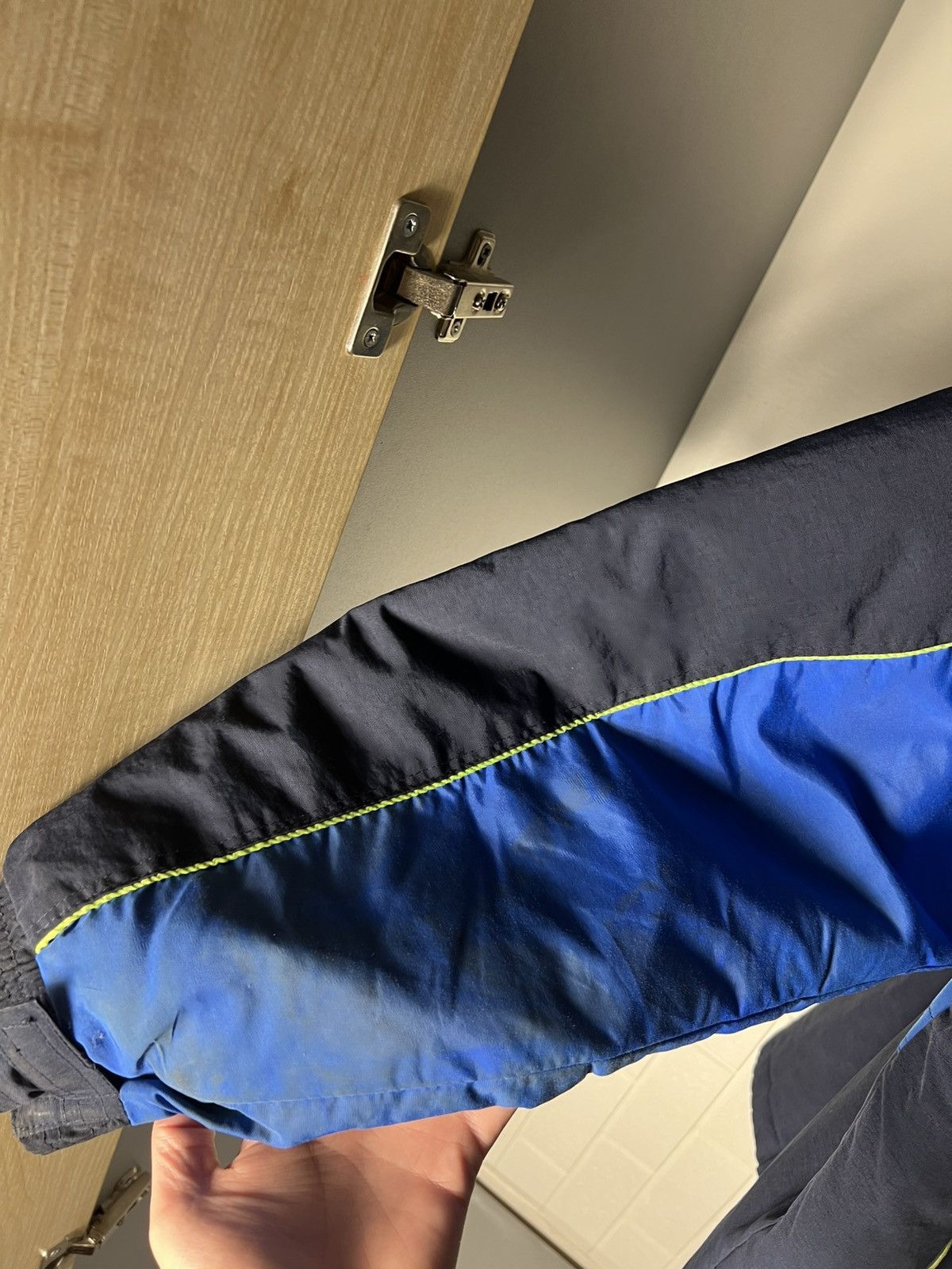 Vintage VERY RARE NIKE BIG LOGO SWOOSH RETRO JACKET INTER MILAN SOCCER JERSEY Y2K 90s Size US XXL / EU 58 / 5 - 15 Thumbnail
