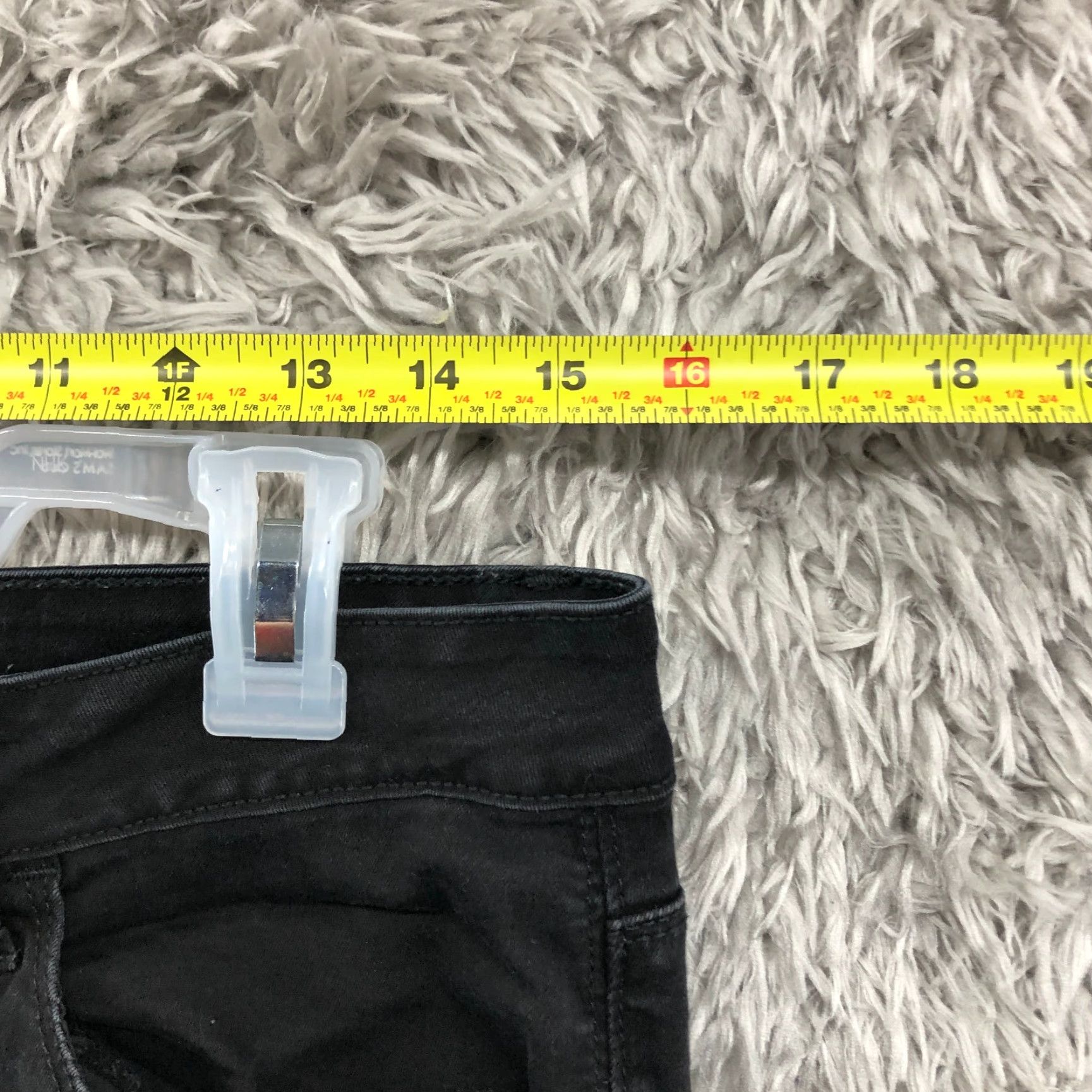 Lee Lee Jeans Size 8 Womens Straight Leg Dark Wash Black Denim Mid Rise 5-Pocket Regular Belt Loops Size 30" / US 8 / IT 44 - 2 Thumbnail