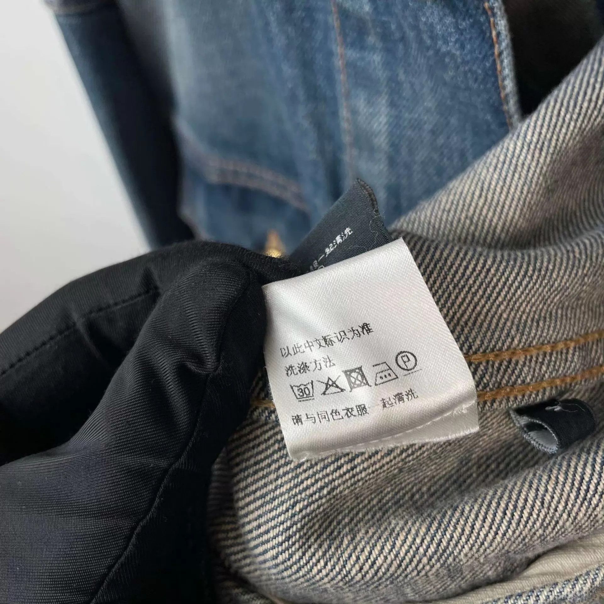 Celine CELINE Denim Jacket S 260211CM1HQ49 Size S / US 4 / IT 40 - 8 Thumbnail