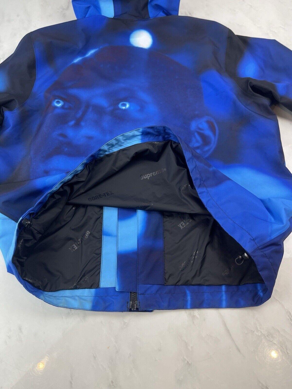 SUPREME x NAS DMX Belly Gore-Tex Shell Jacket Medium M FW21