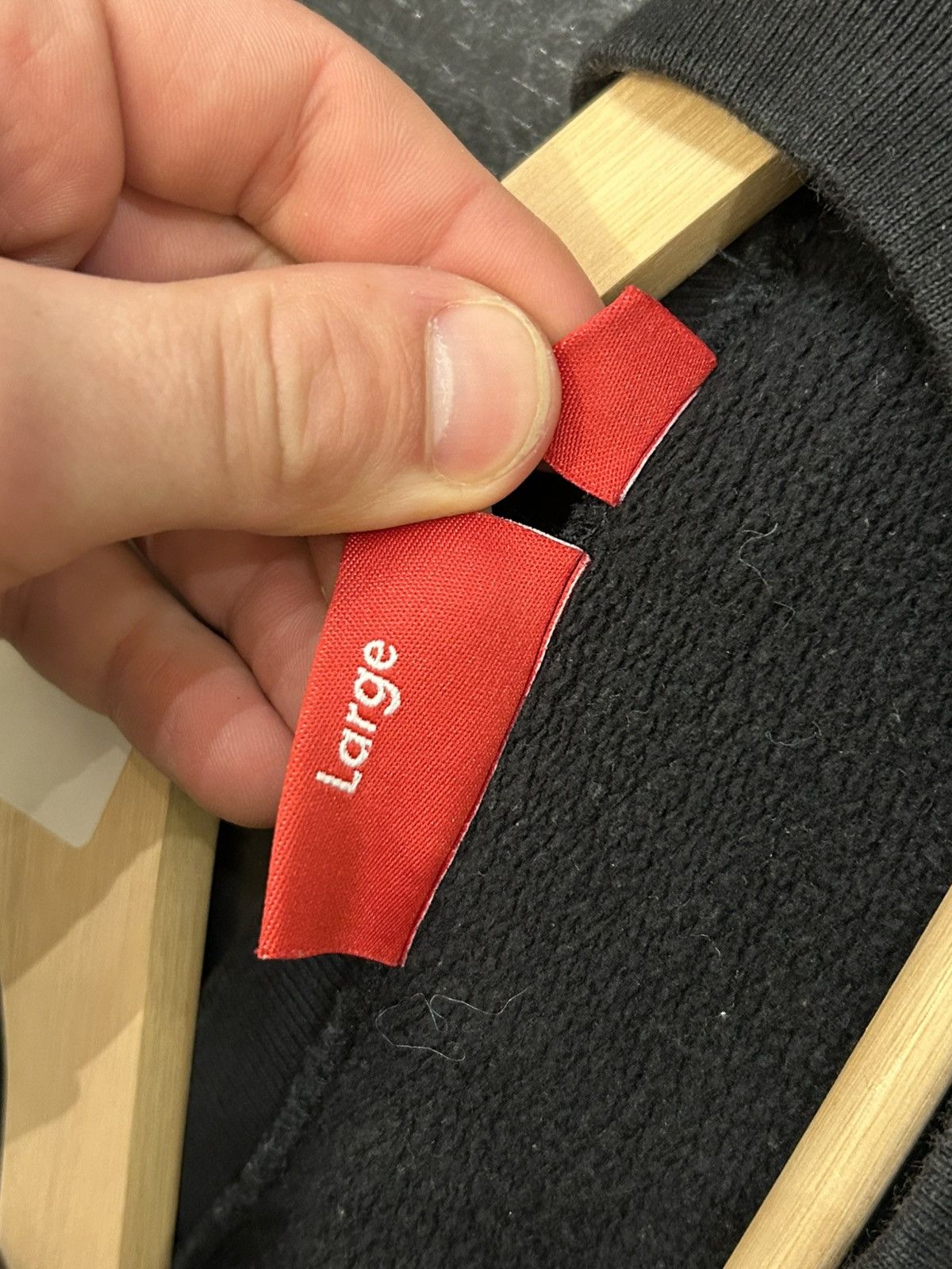 Supreme Supreme Crest Crewneck - Black Size US L / EU 52-54 / 3 - 4 Thumbnail