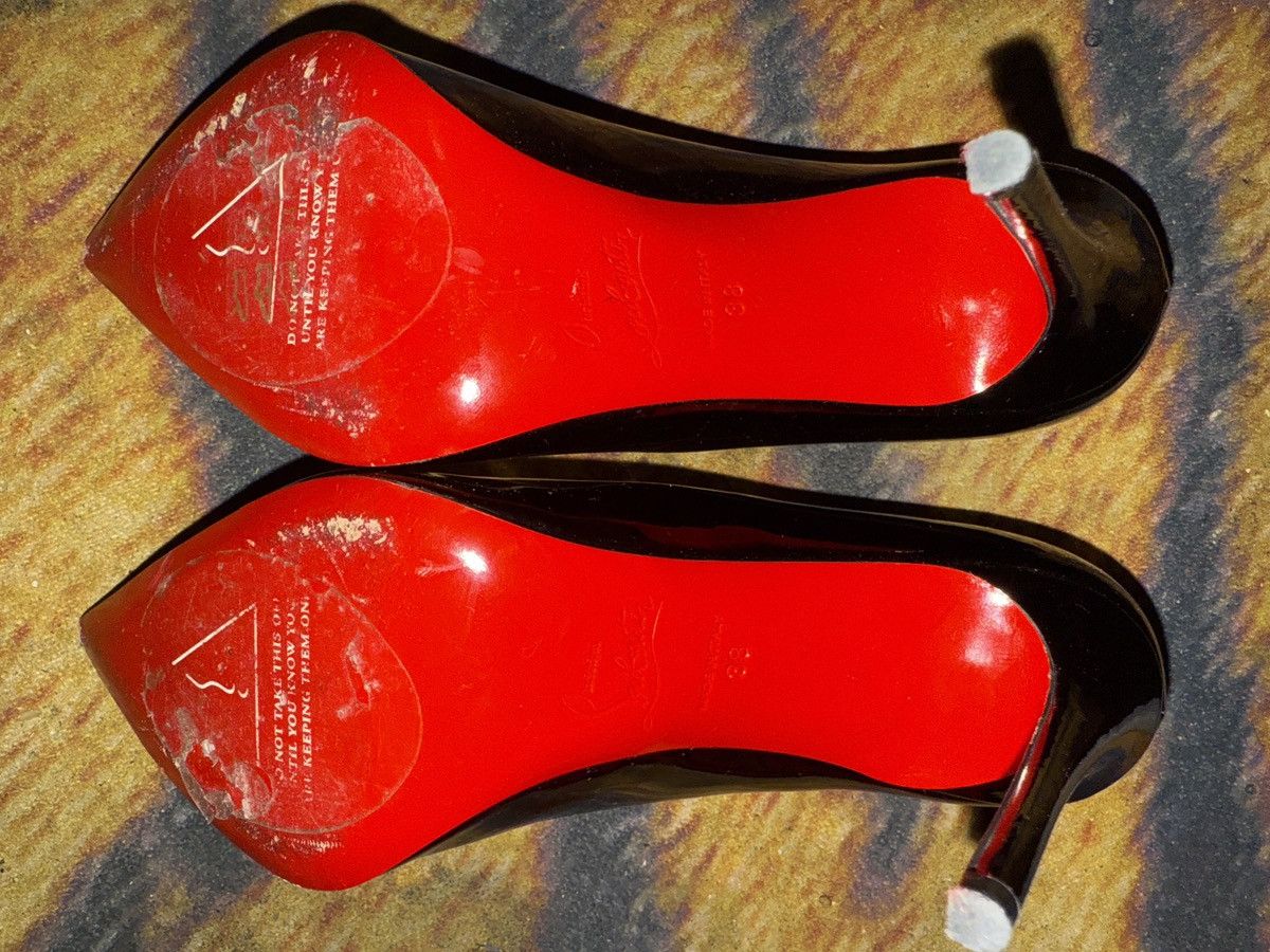 Christian Louboutin Christian Louboutin Hot Chick 100MM Leather Pumps Size US 7.5 / IT 37.5 - 9 Thumbnail